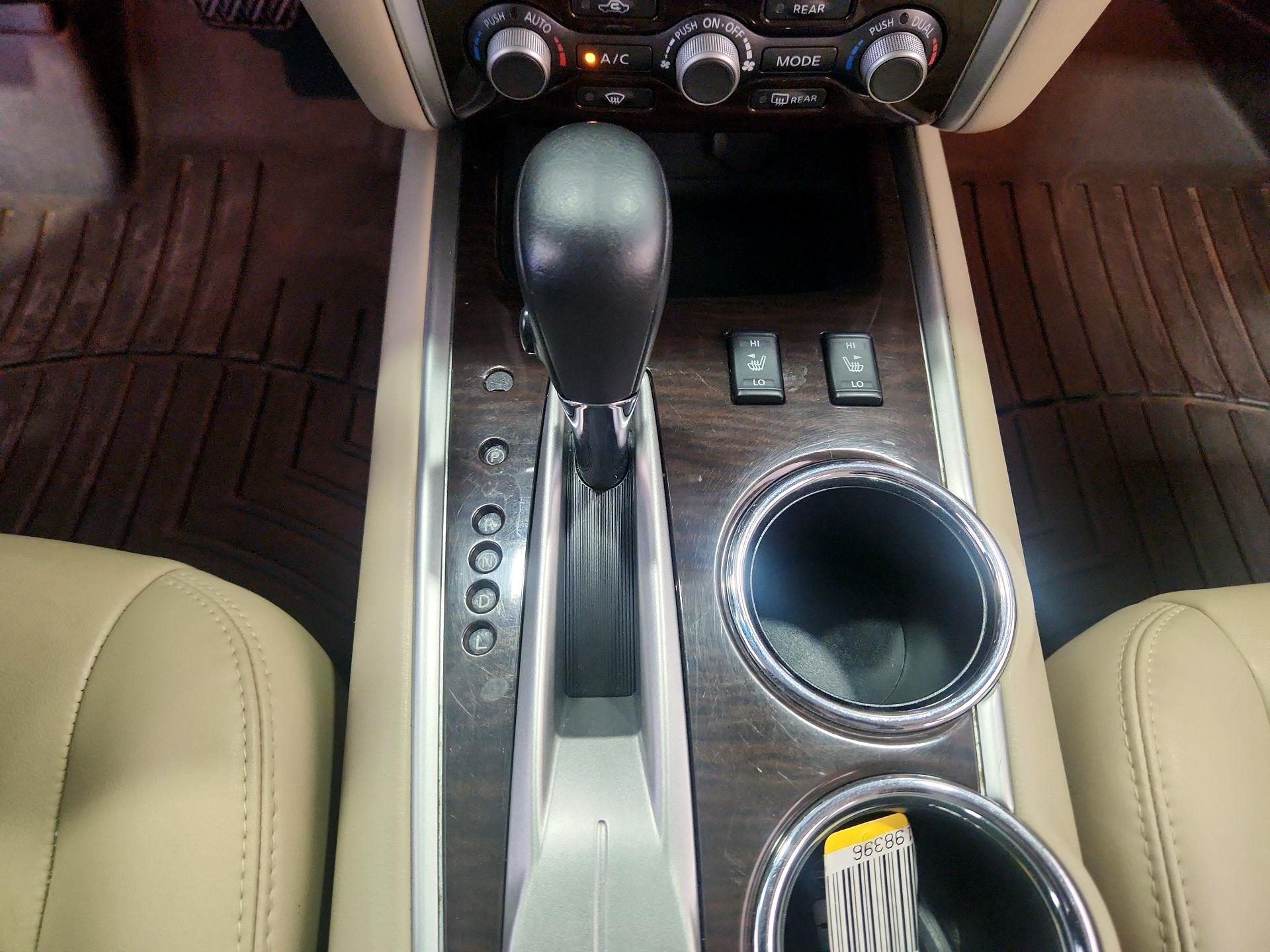 Thumbnail: 2016 Nissan Pathfinder - 17