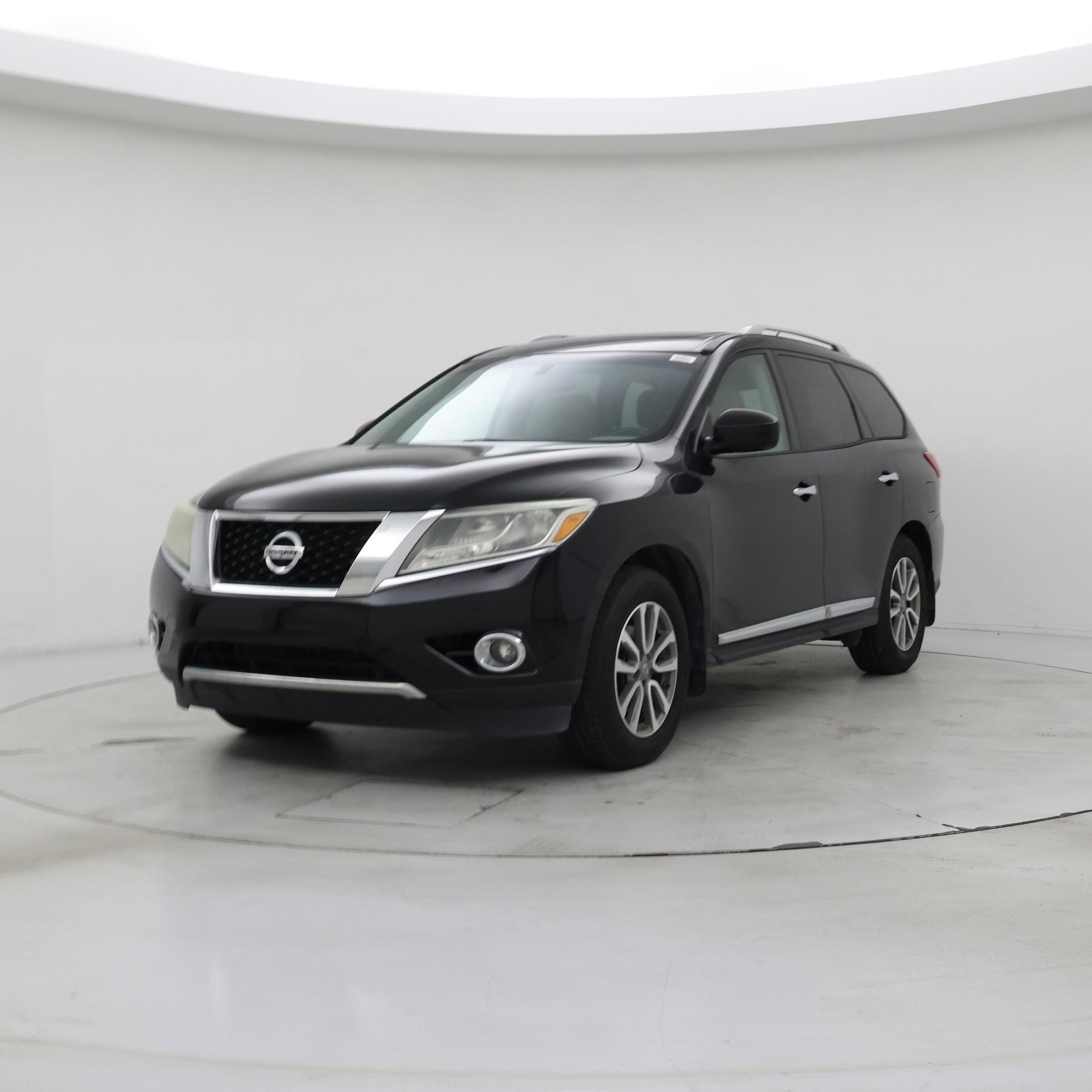 Thumbnail: 2016 Nissan Pathfinder - 4