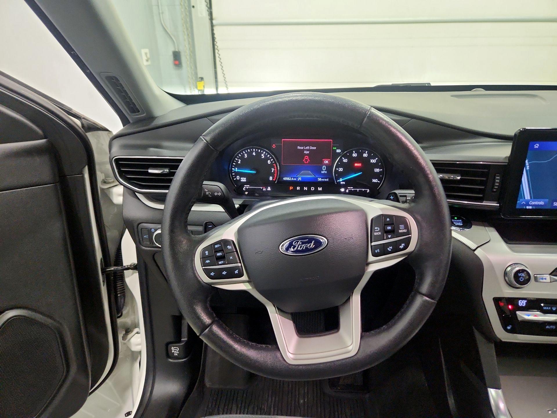 Thumbnail: 2021 Ford Explorer - 10