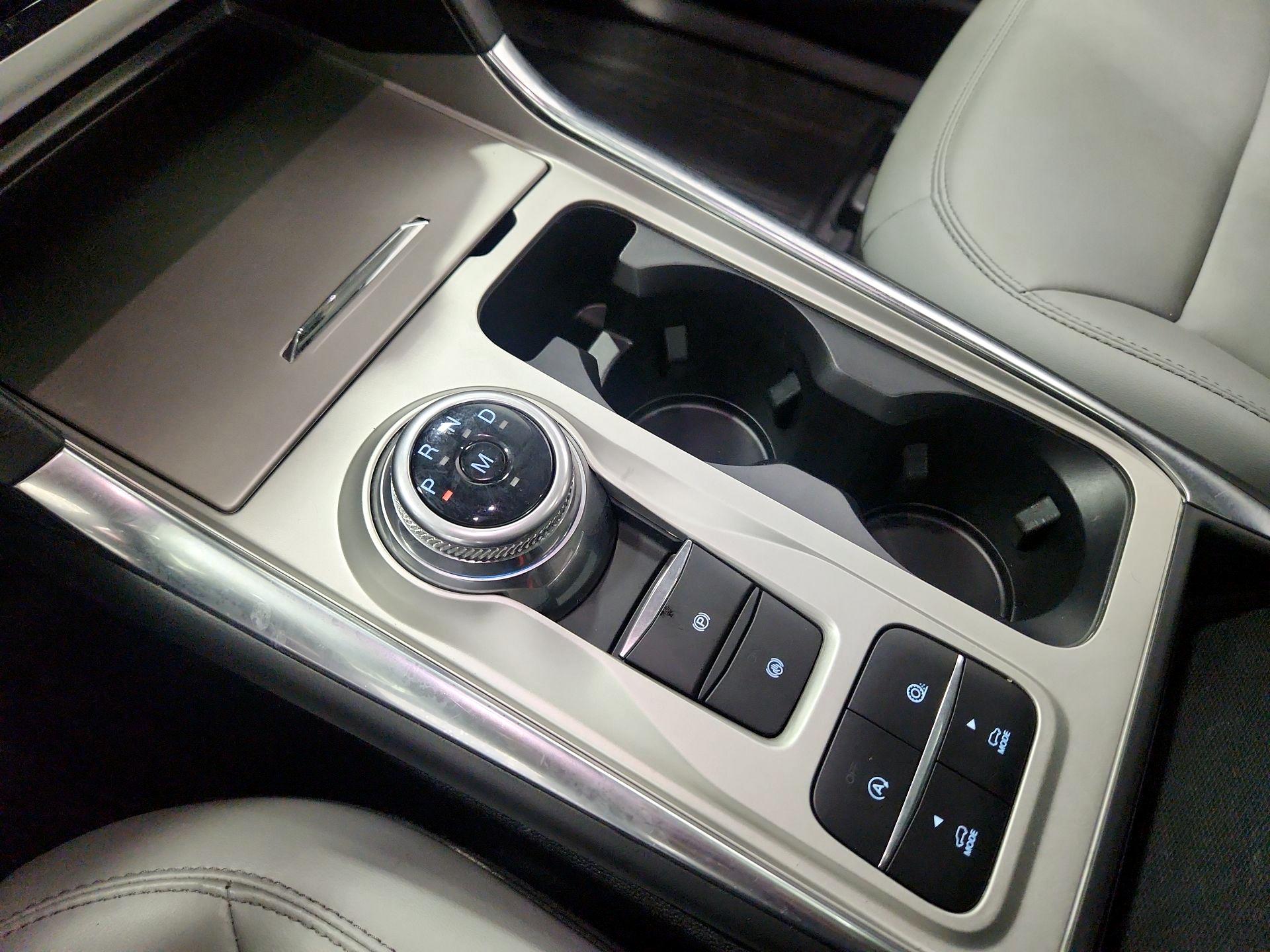 Thumbnail: 2021 Ford Explorer - 18