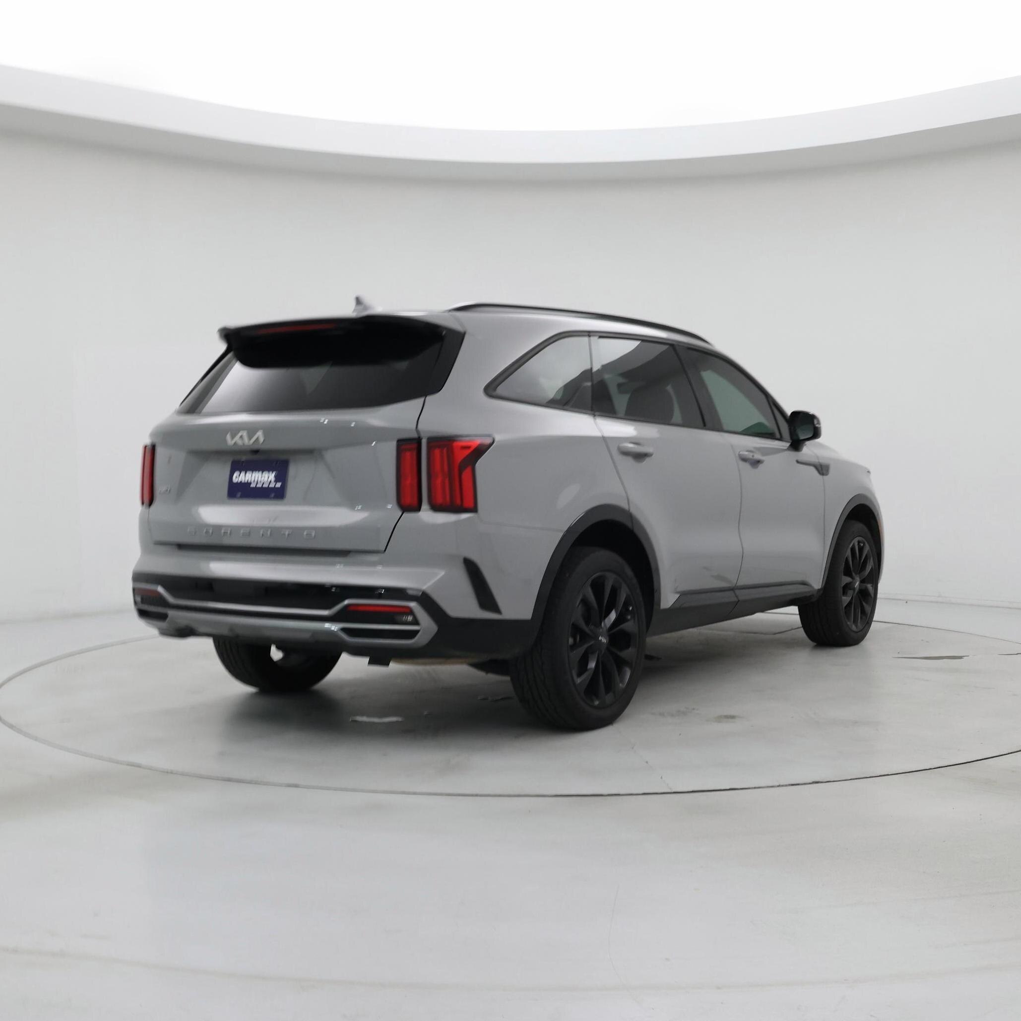 Thumbnail: 2022 Kia Sorento - 8