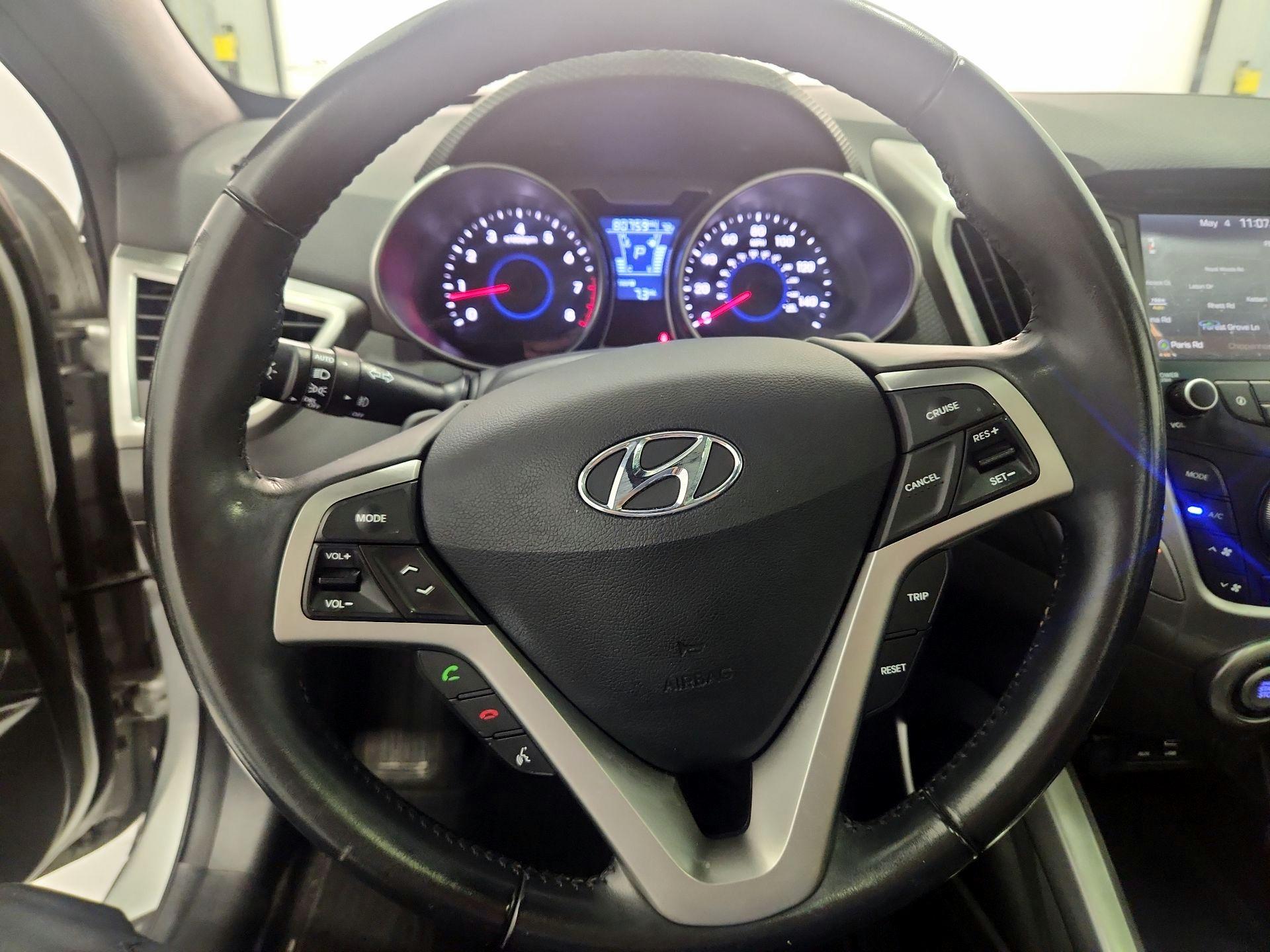 Thumbnail: 2017 Hyundai Veloster - 10