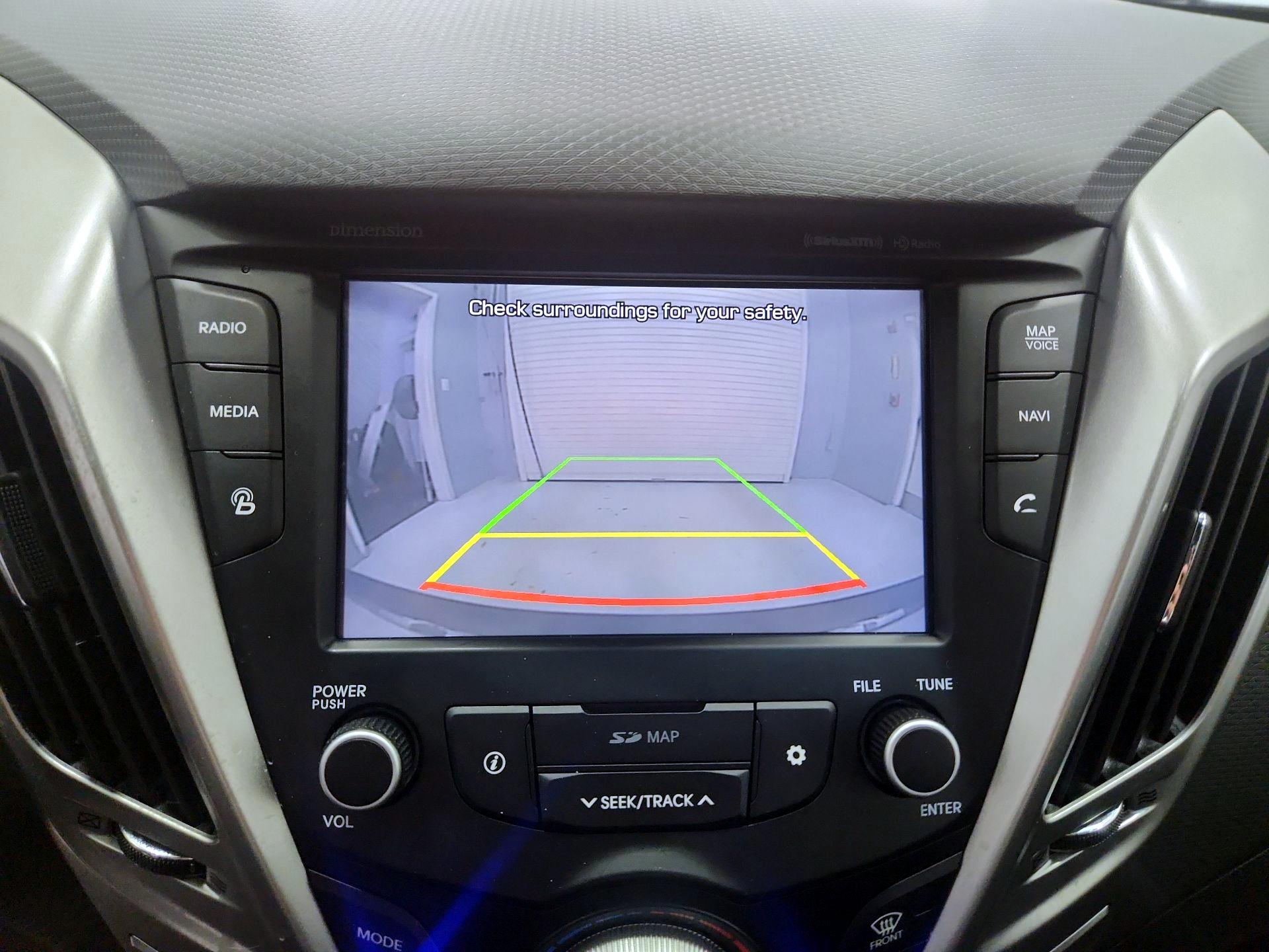 Thumbnail: 2017 Hyundai Veloster - 14