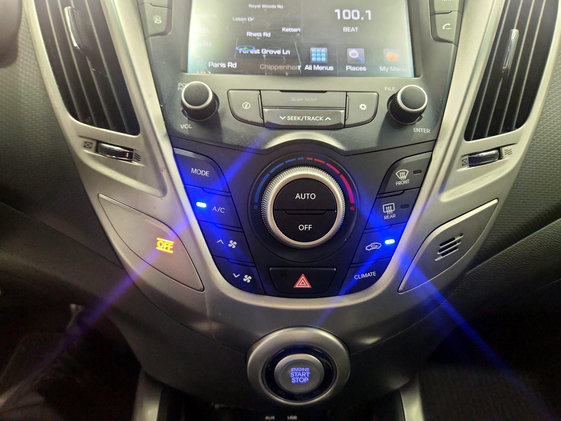 Thumbnail: 2017 Hyundai Veloster - 16