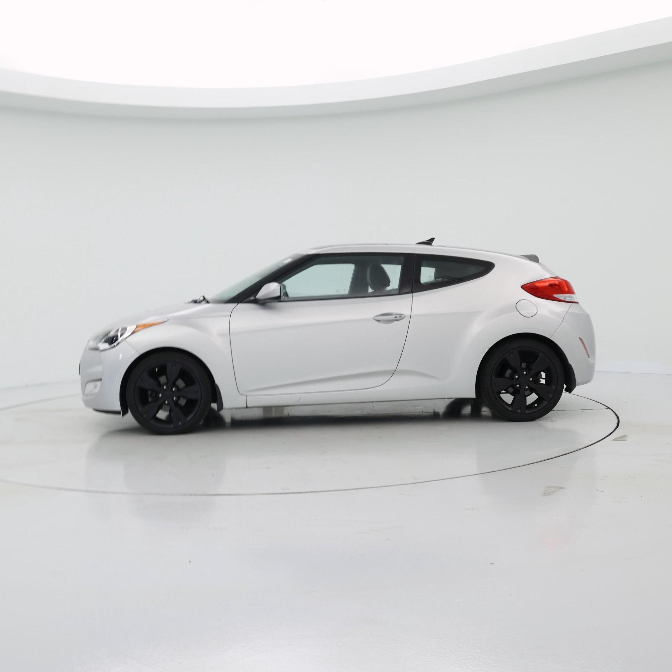 Thumbnail: 2017 Hyundai Veloster - 3