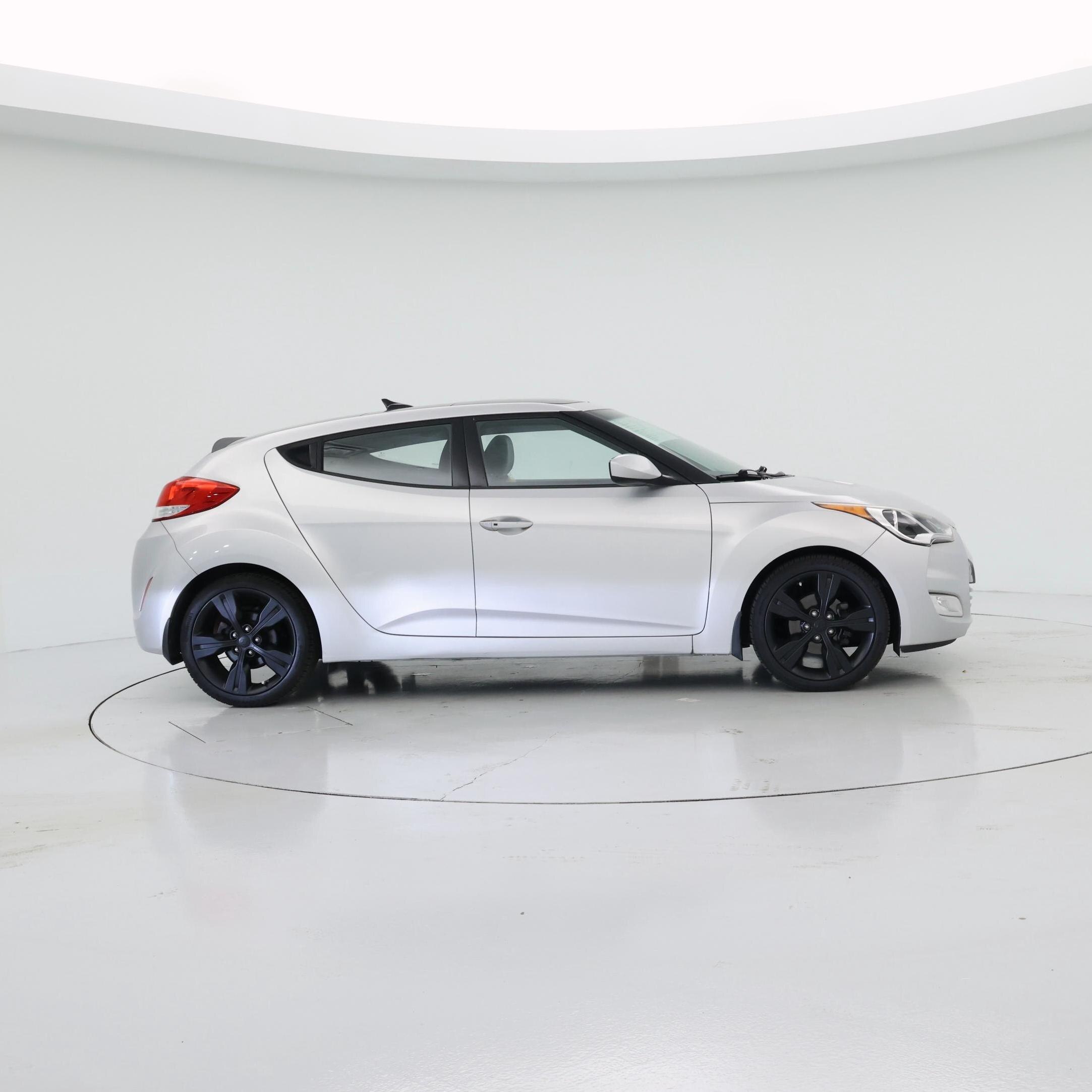 Thumbnail: 2017 Hyundai Veloster - 7