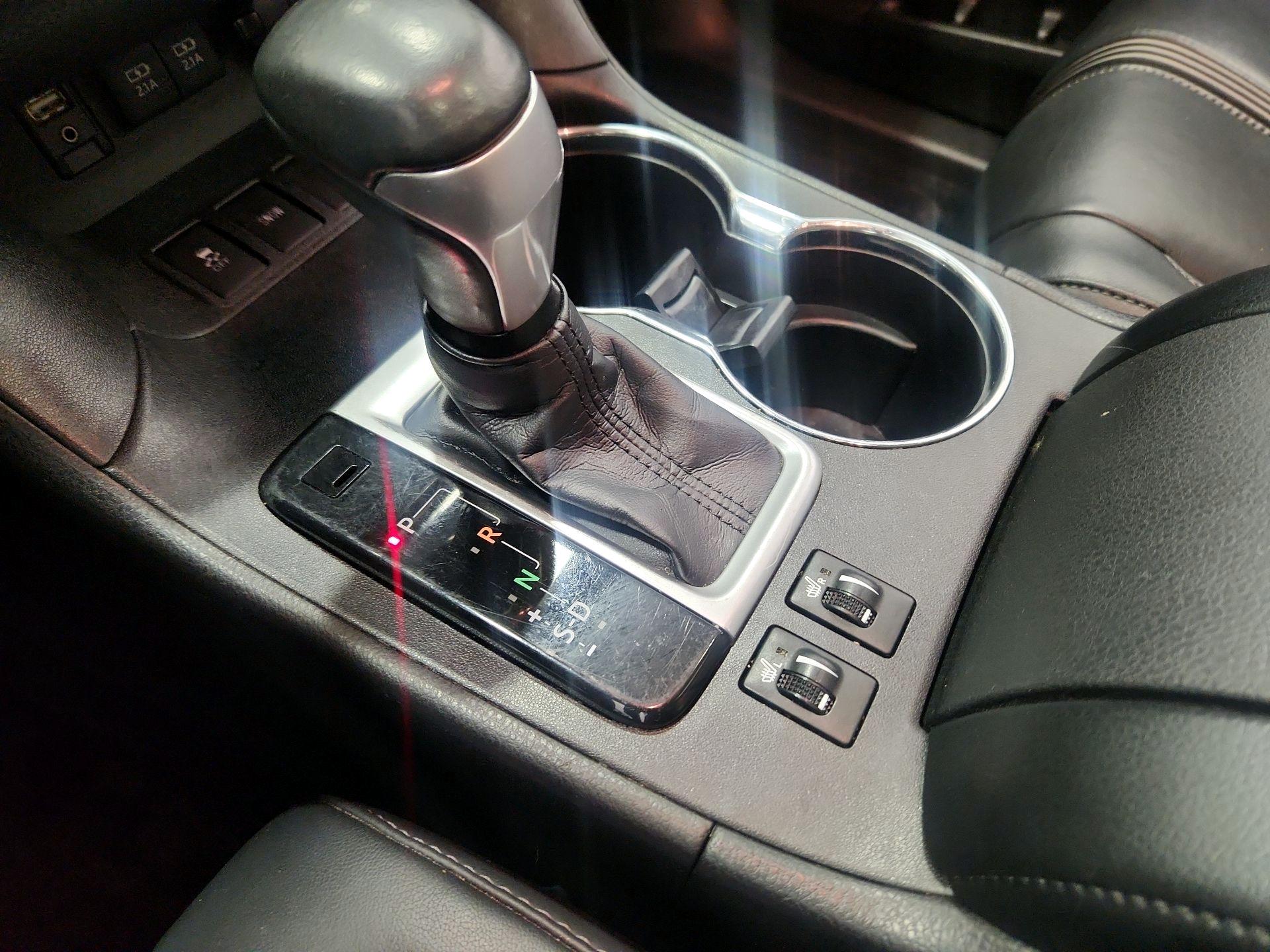 Thumbnail: 2018 Toyota Highlander - 18