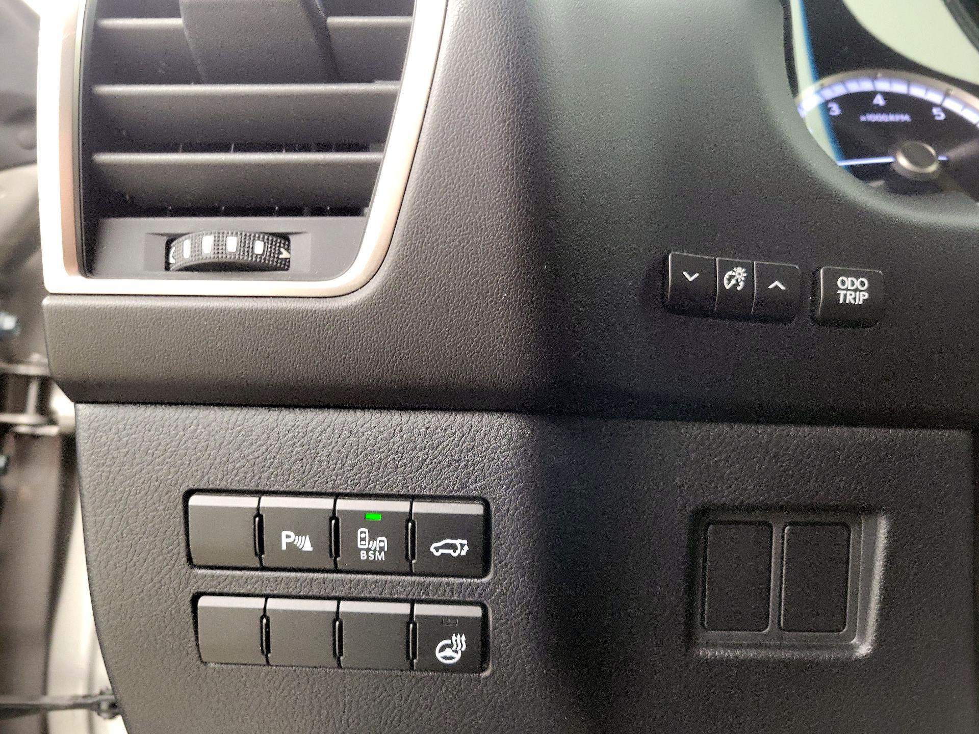 Thumbnail: 2017 Lexus NX - 13