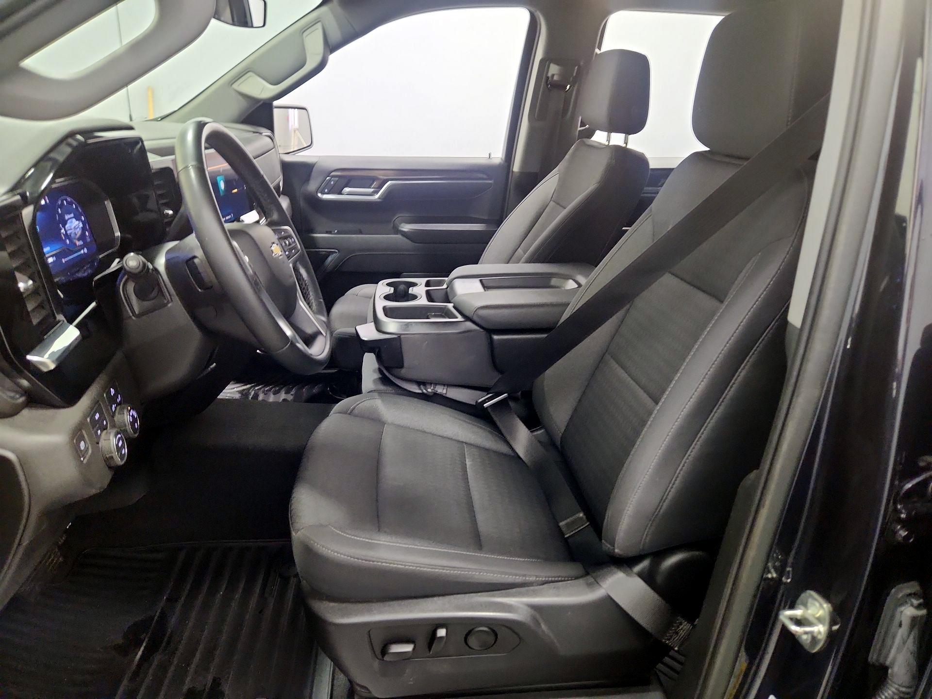 Thumbnail: 2023 Chevrolet Silverado 1500 - 11