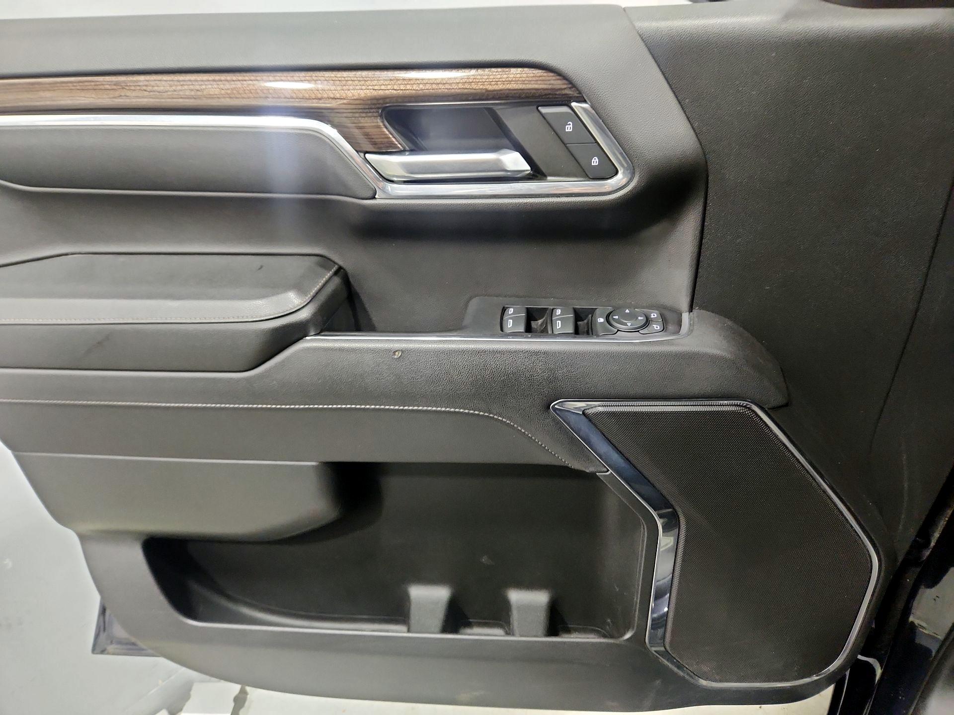 Thumbnail: 2023 Chevrolet Silverado 1500 - 12