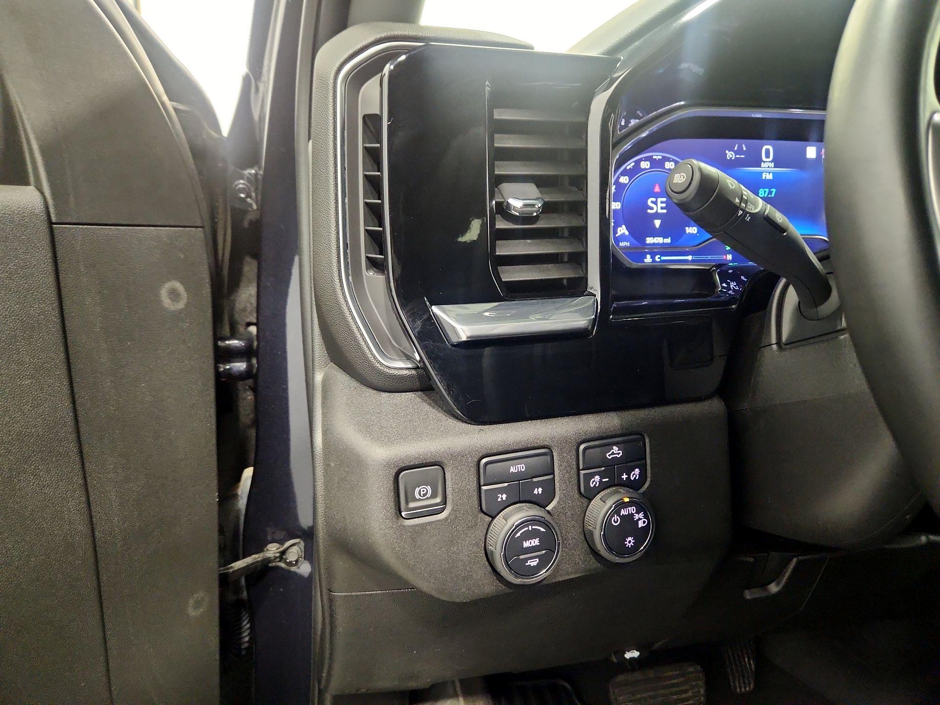 Thumbnail: 2023 Chevrolet Silverado 1500 - 13