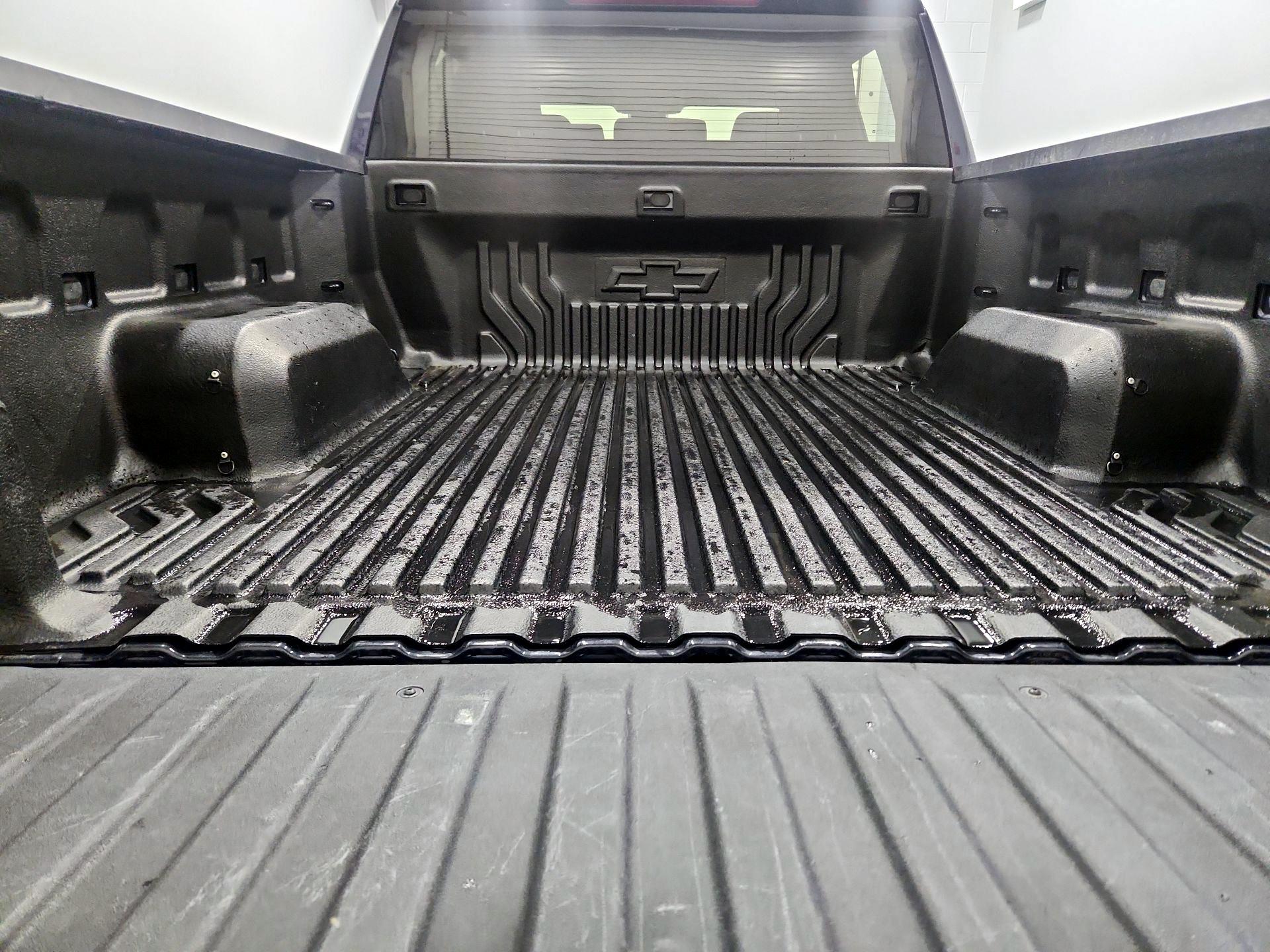 Thumbnail: 2023 Chevrolet Silverado 1500 - 20