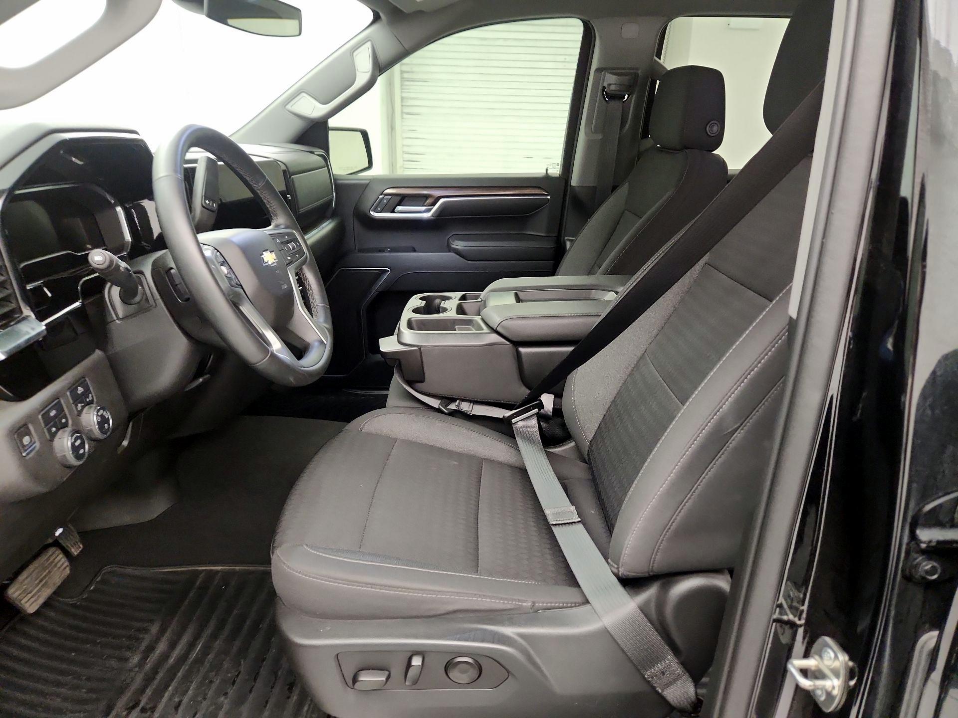 Thumbnail: 2023 Chevrolet Silverado 1500 - 11