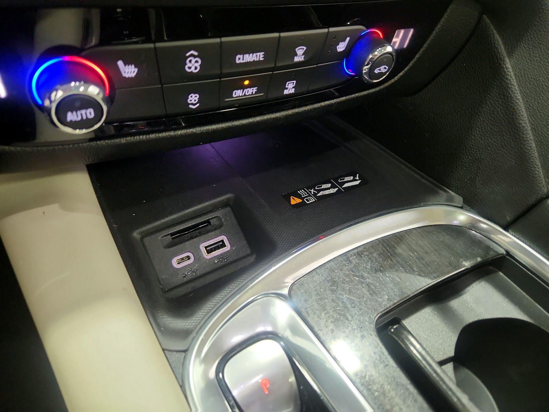 Thumbnail: 2023 Buick Enclave - 18