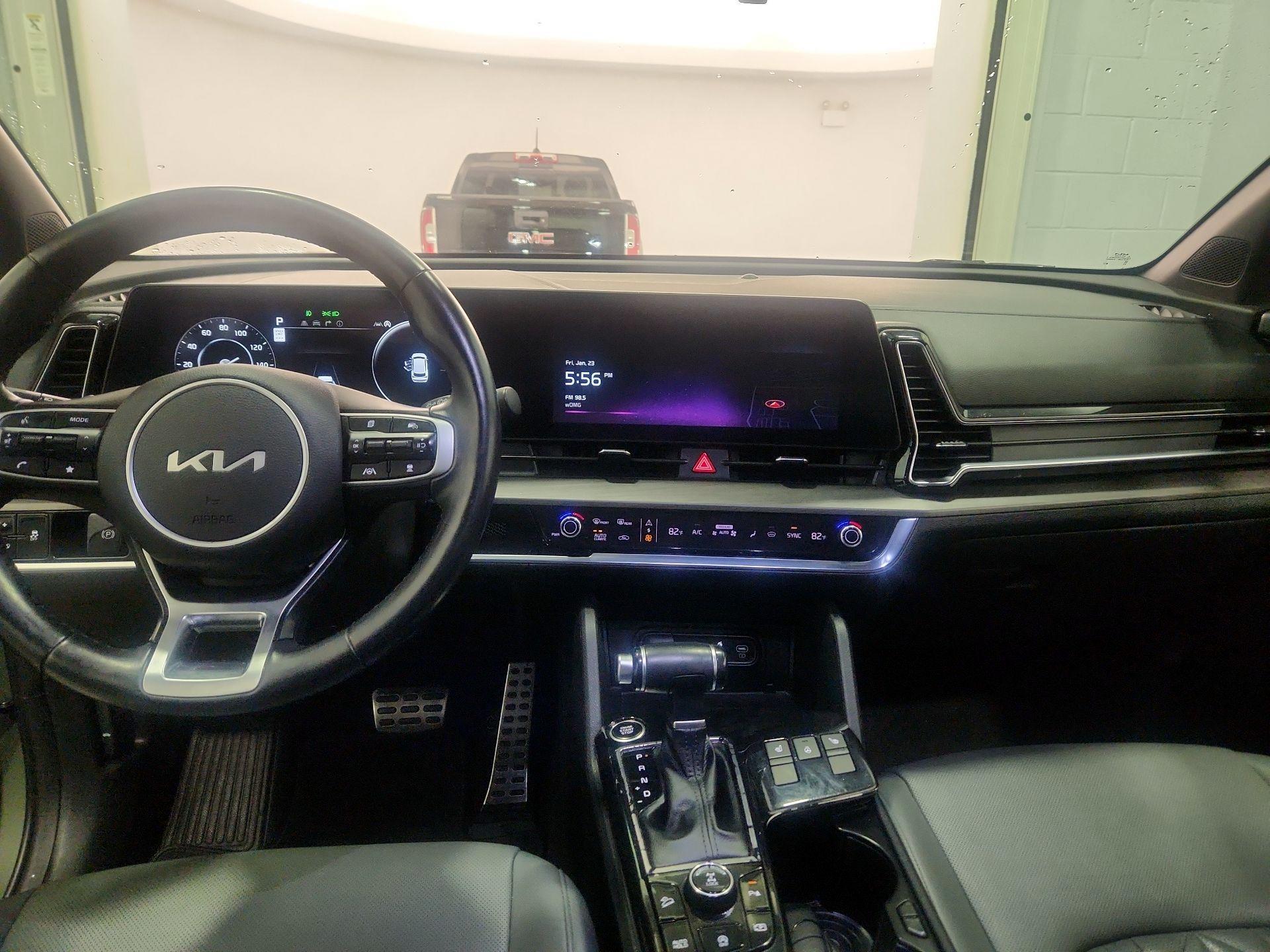 Thumbnail: 2023 Kia Sportage - 9