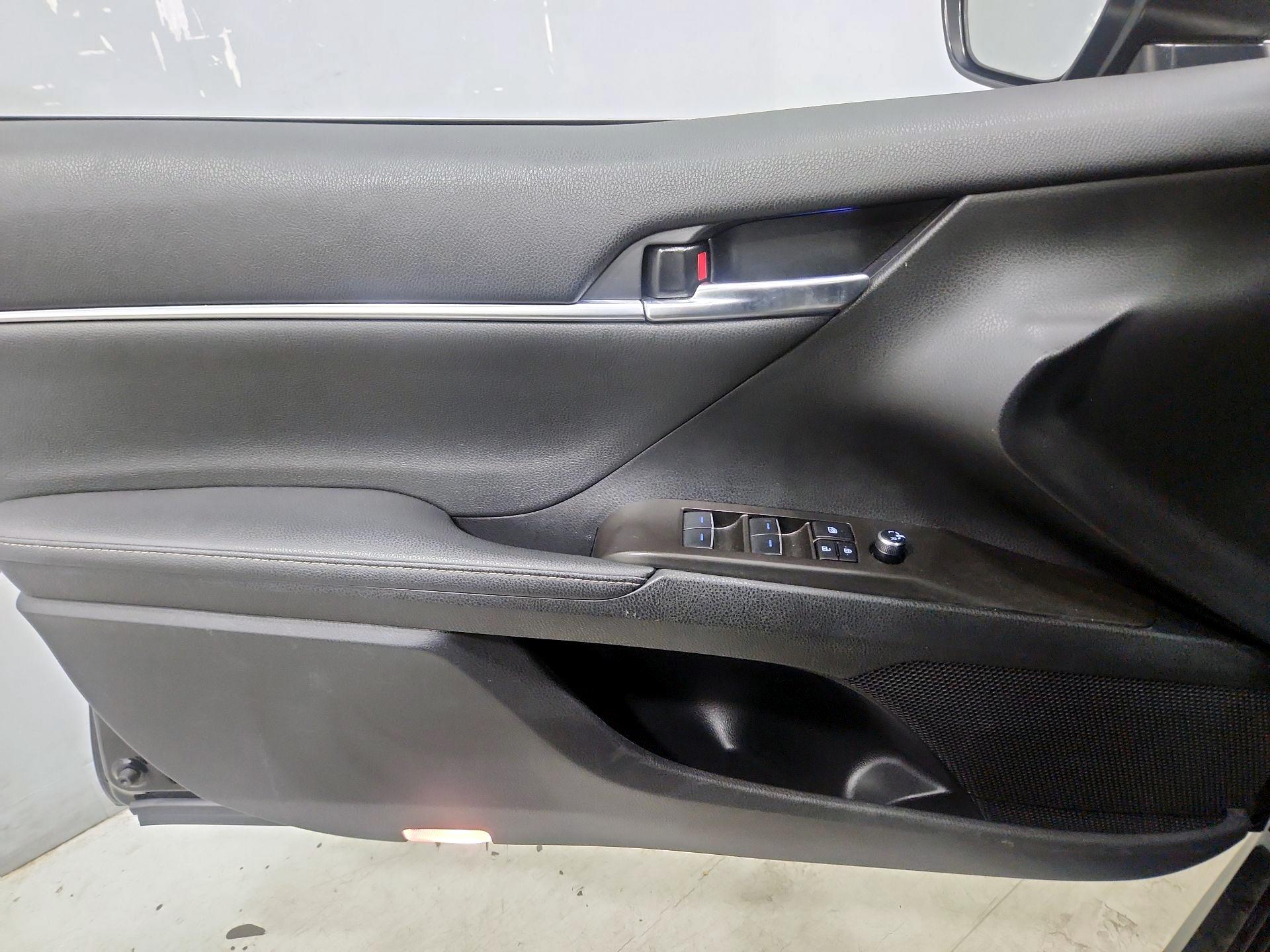 Thumbnail: 2024 Toyota Camry - 12