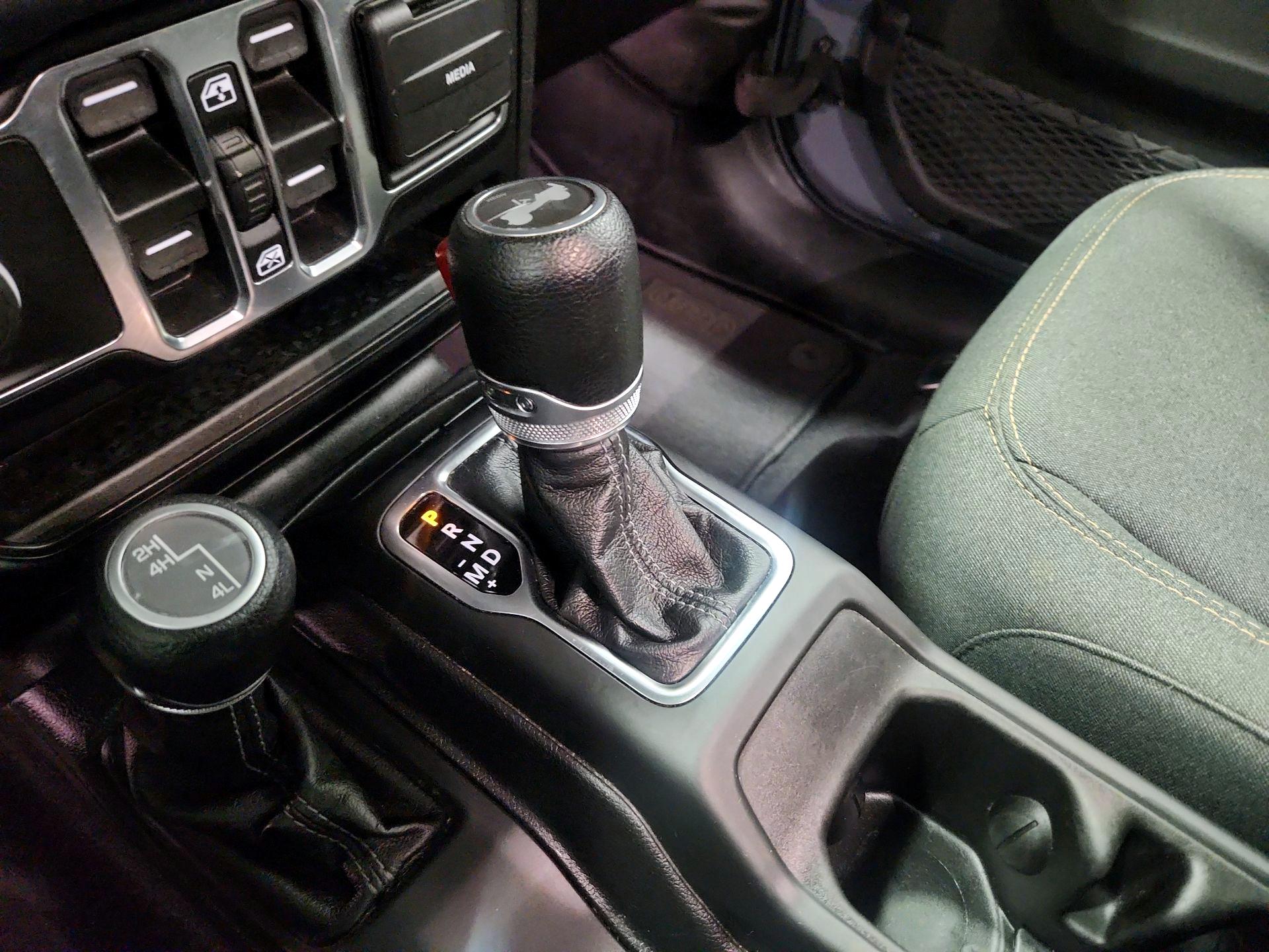 Thumbnail: 2024 Jeep Wrangler - 17