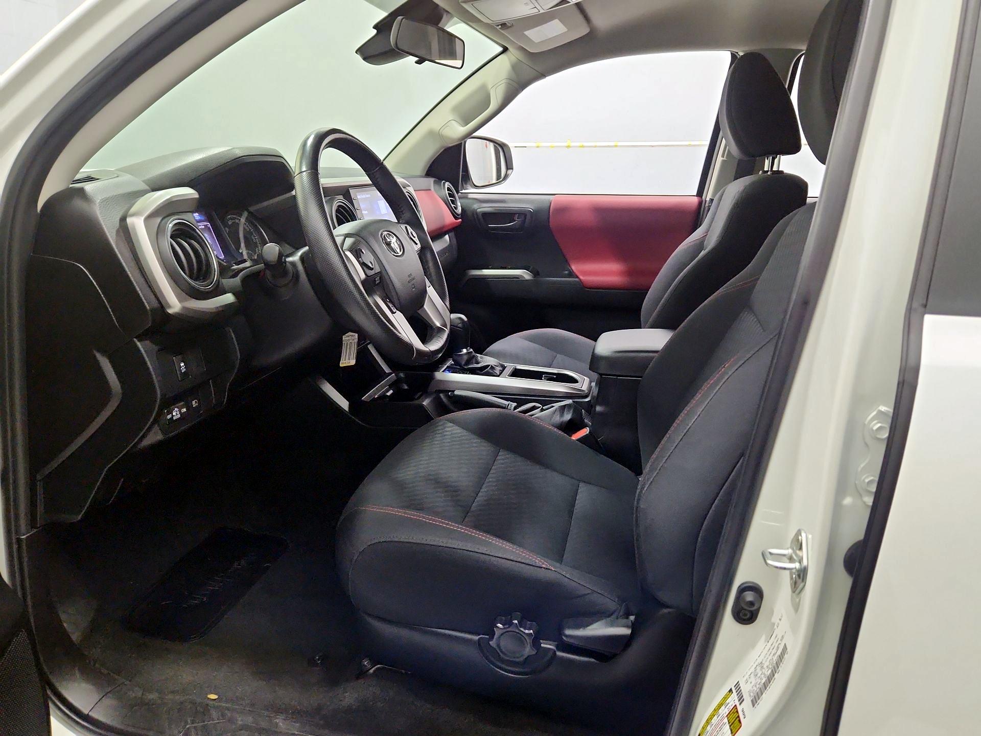 Thumbnail: 2023 Toyota Tacoma - 11