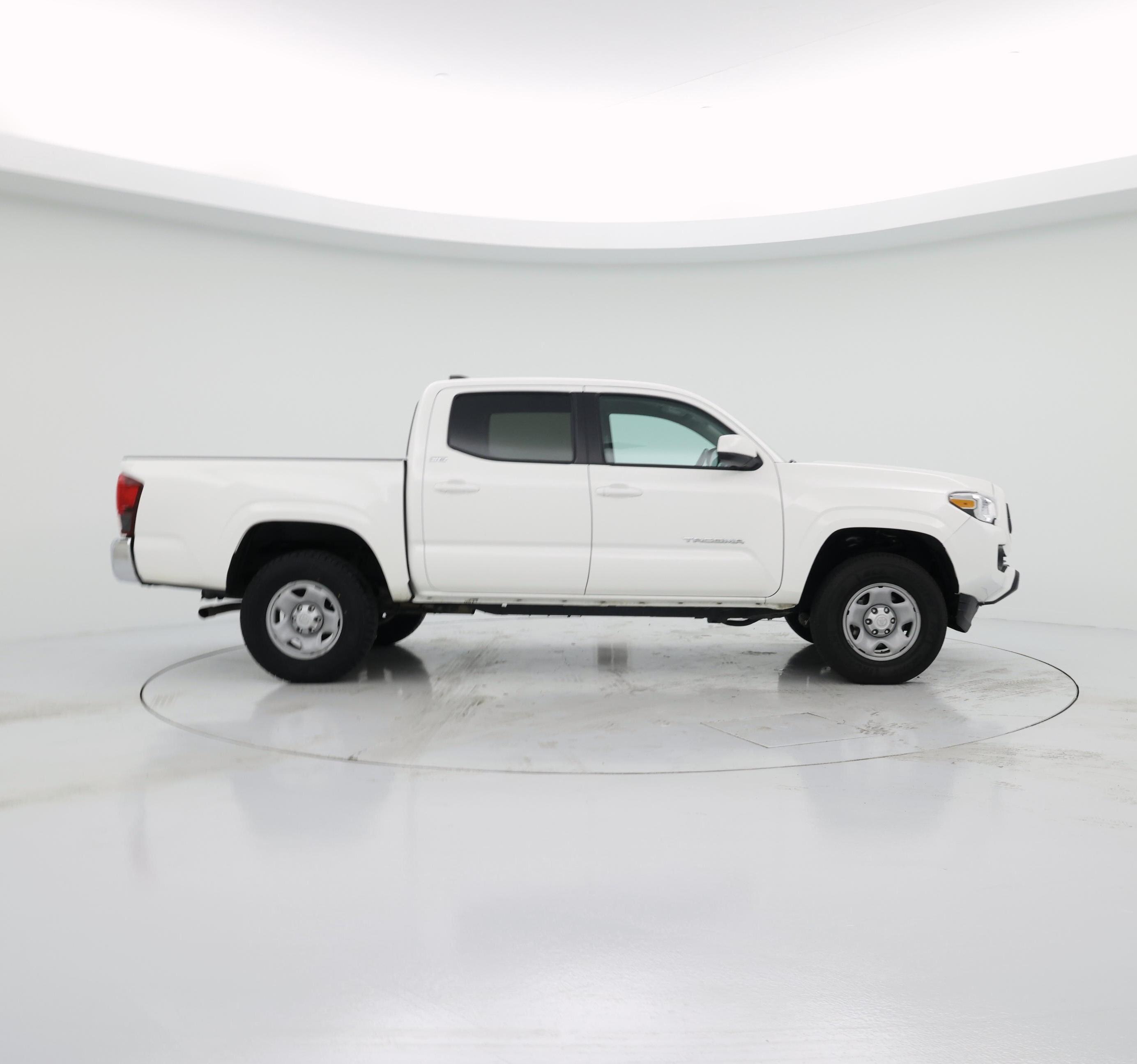 Thumbnail: 2023 Toyota Tacoma - 7