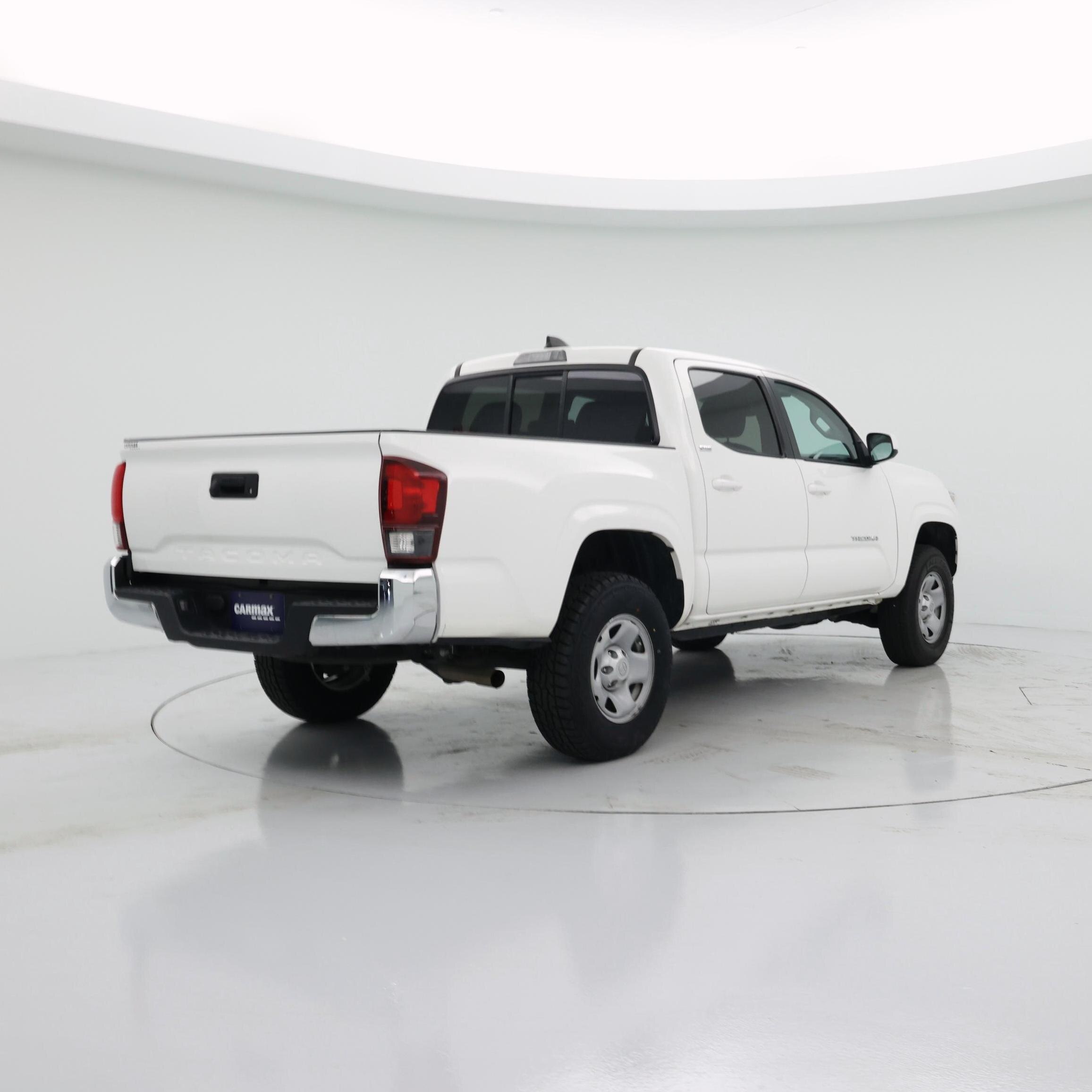 Thumbnail: 2023 Toyota Tacoma - 8