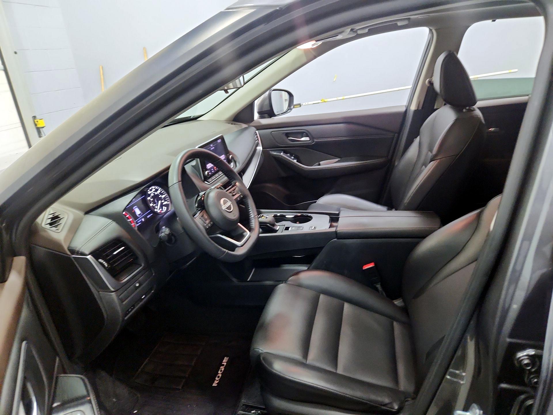 Thumbnail: 2022 Nissan Rogue - 11