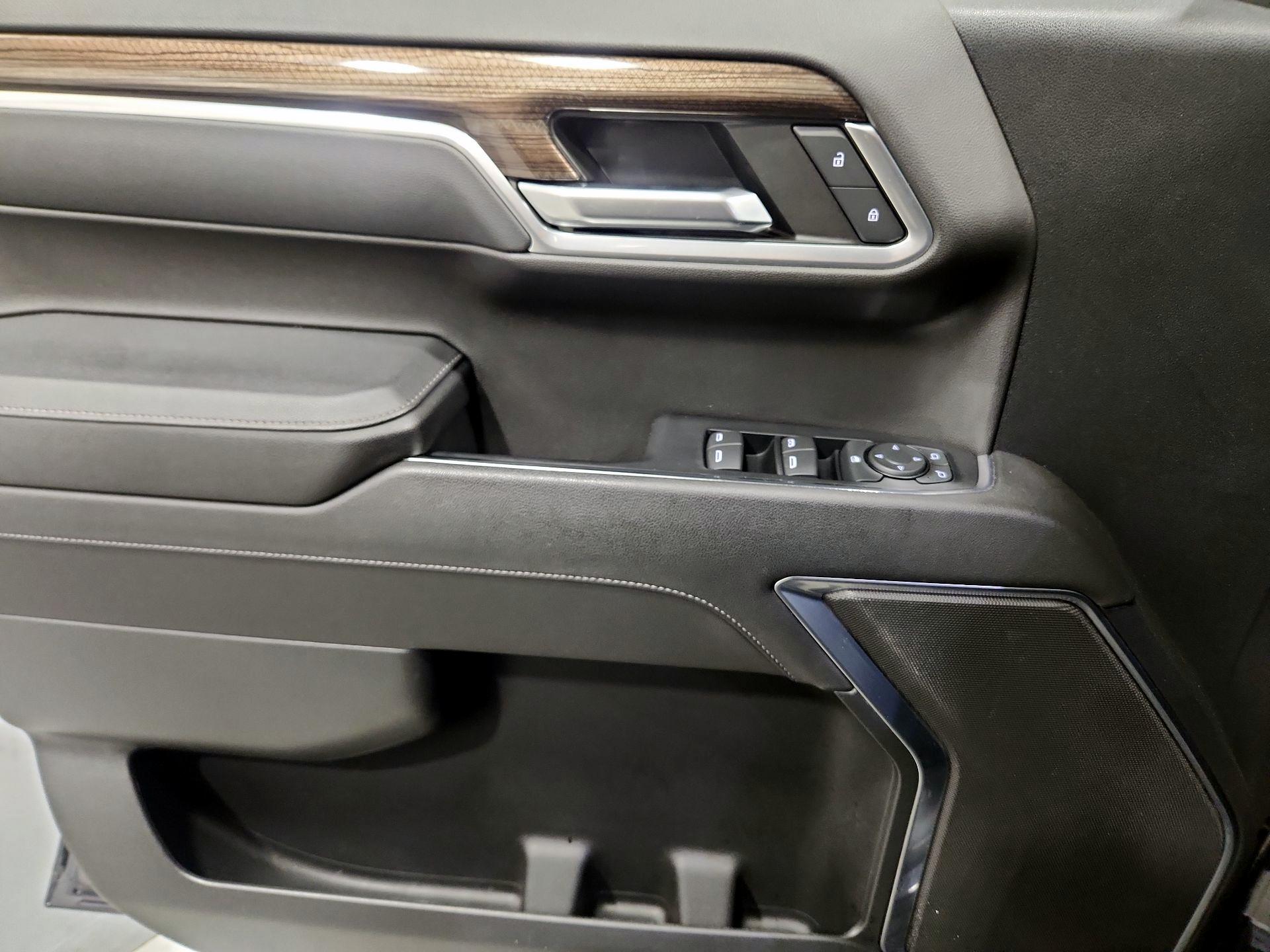 Thumbnail: 2023 Chevrolet Silverado 1500 - 12