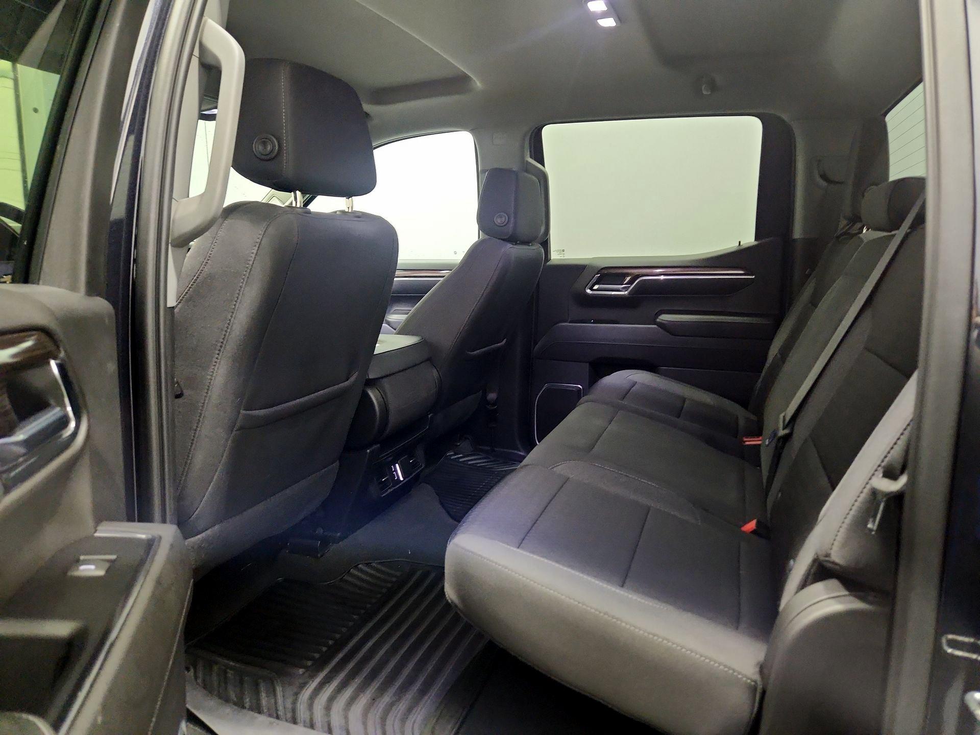 Thumbnail: 2023 Chevrolet Silverado 1500 - 20