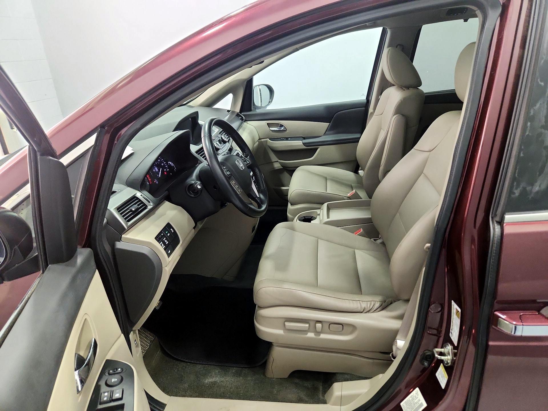 Thumbnail: 2016 Honda Odyssey - 11