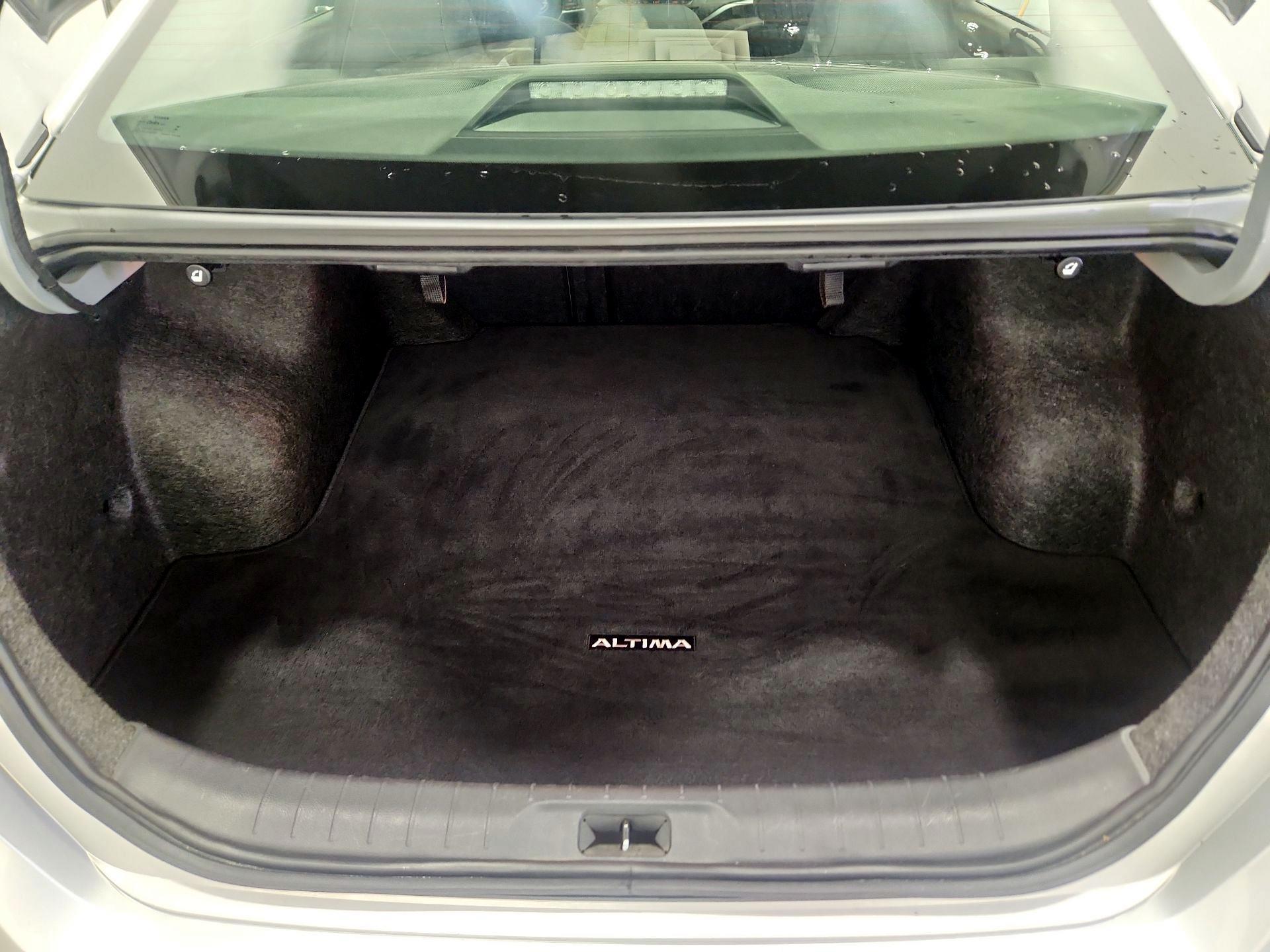 Thumbnail: 2024 Nissan Altima - 20