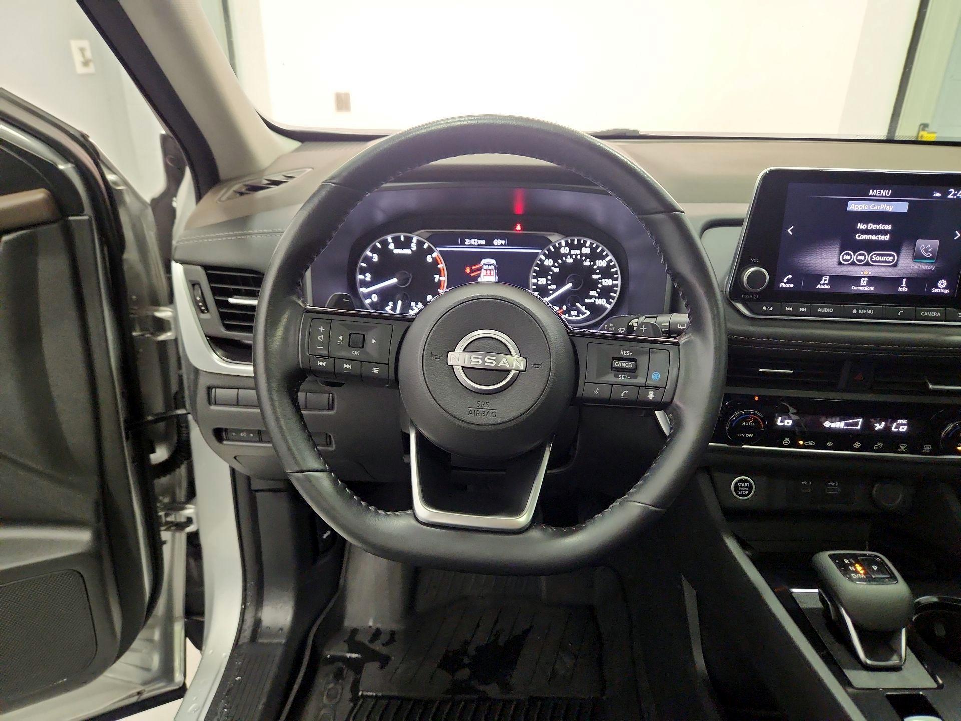 Thumbnail: 2023 Nissan Rogue - 10