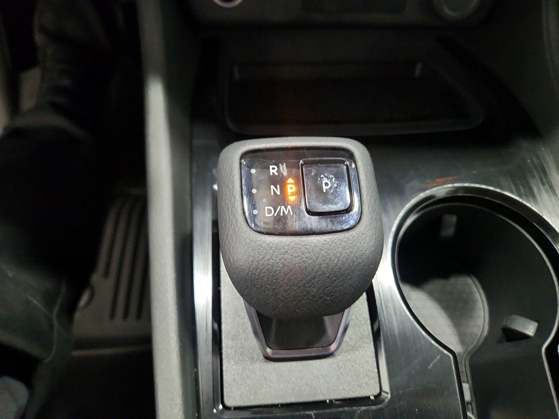 Thumbnail: 2023 Nissan Rogue - 17