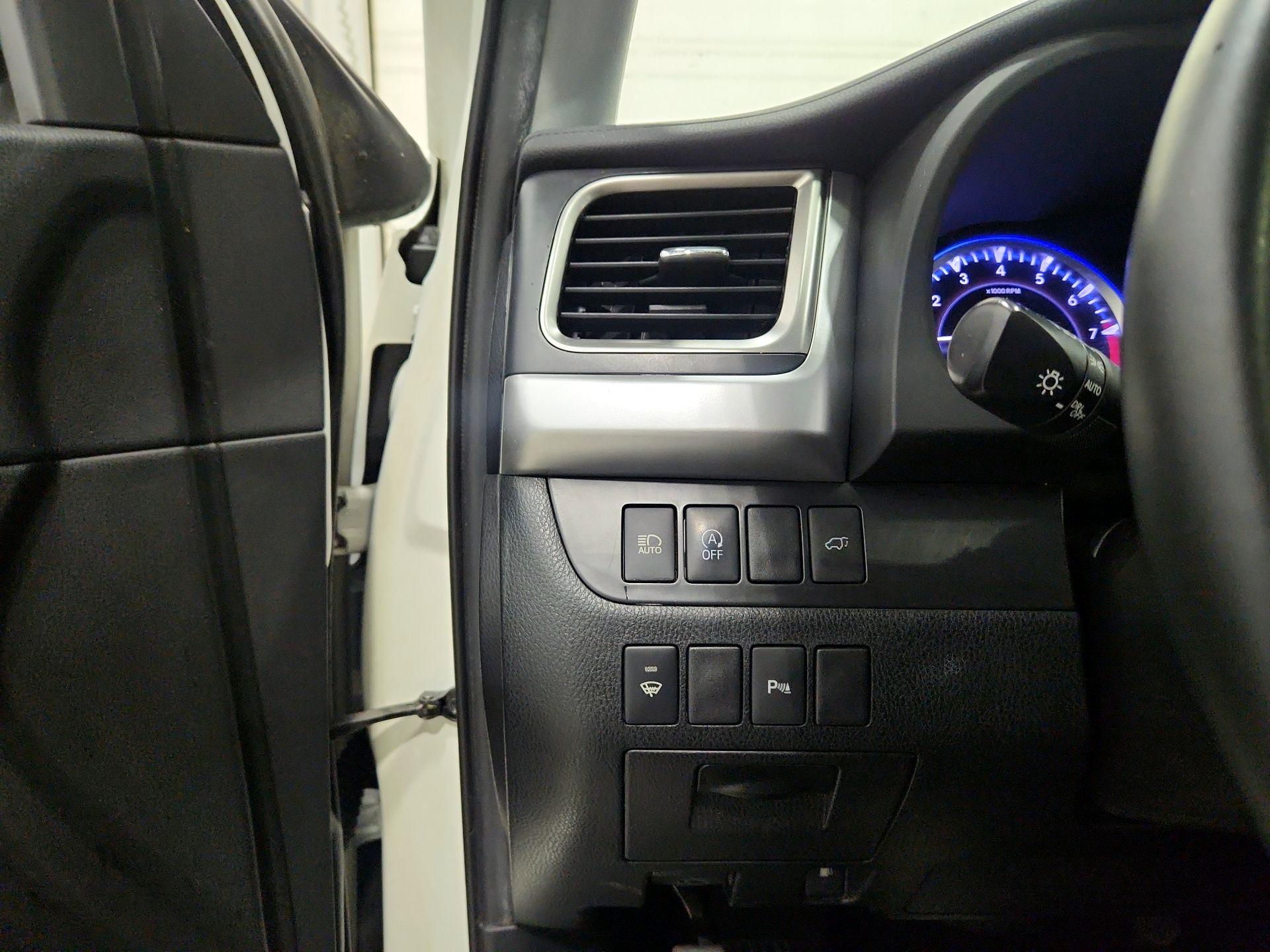 Thumbnail: 2019 Toyota Highlander - 13