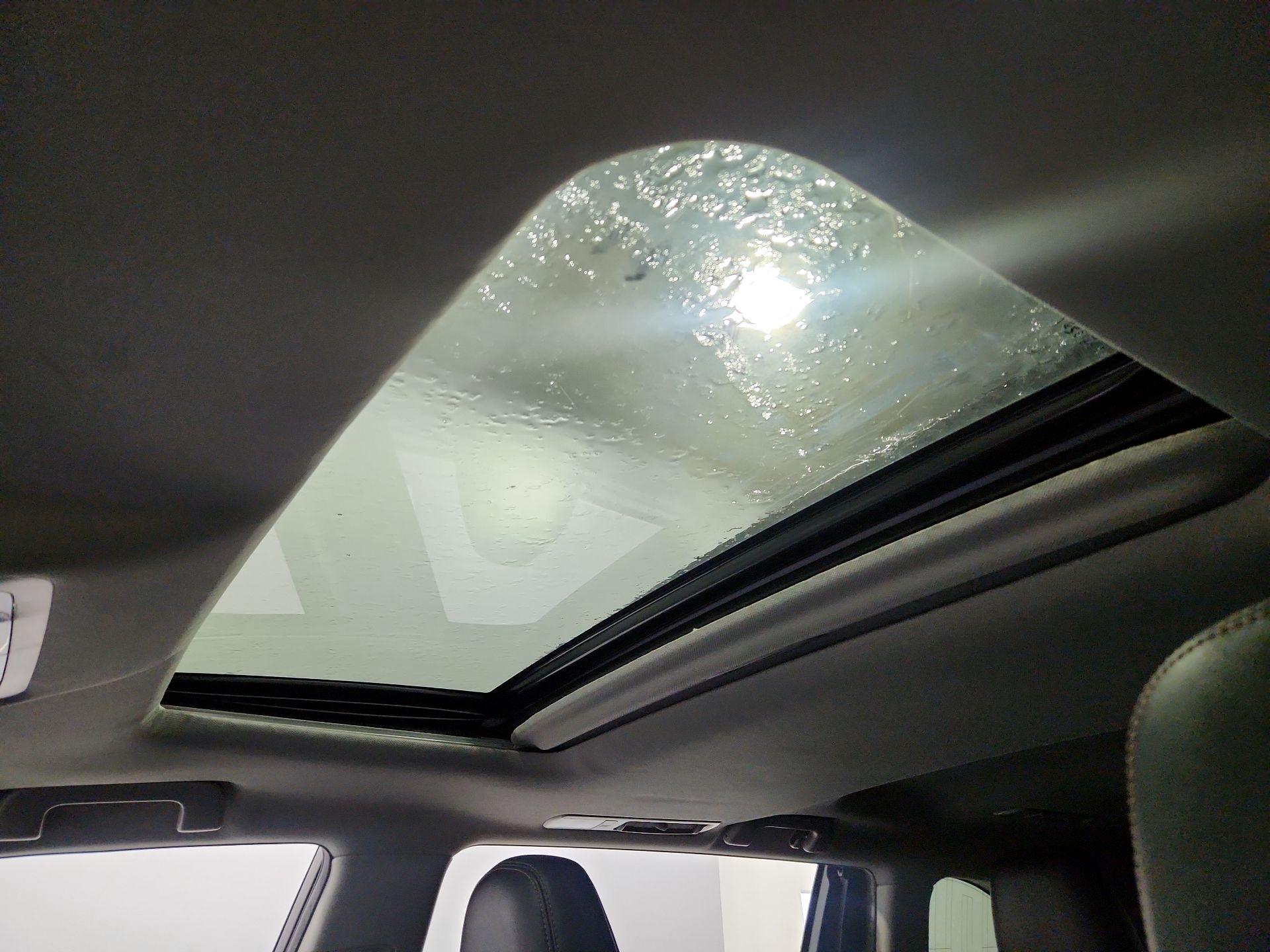 Thumbnail: 2019 Toyota Highlander - 20