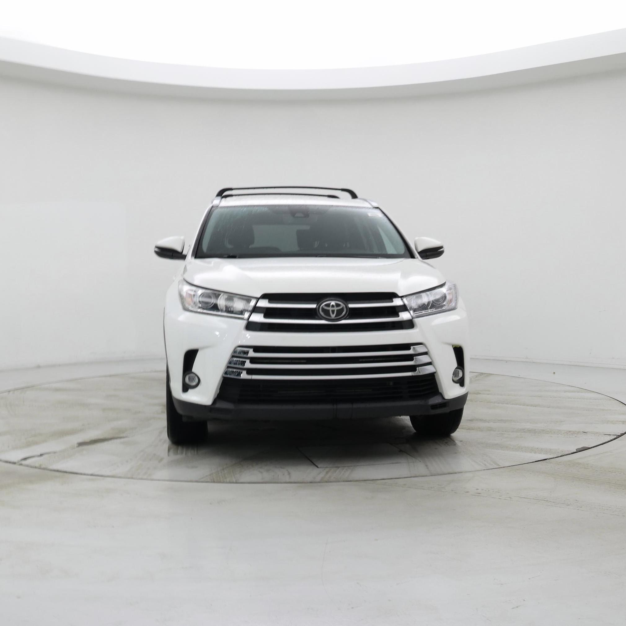 Thumbnail: 2019 Toyota Highlander - 5