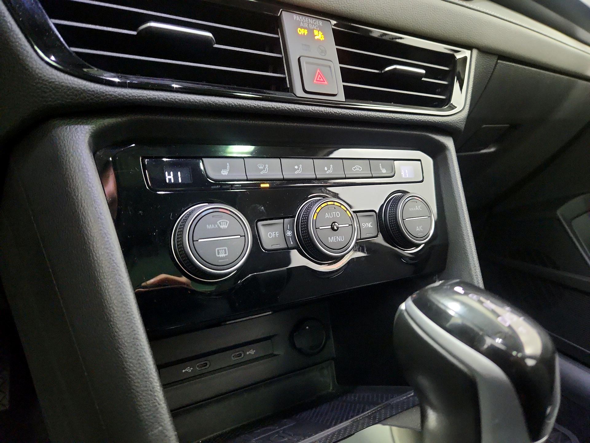 Thumbnail: 2024 Volkswagen Taos - 16