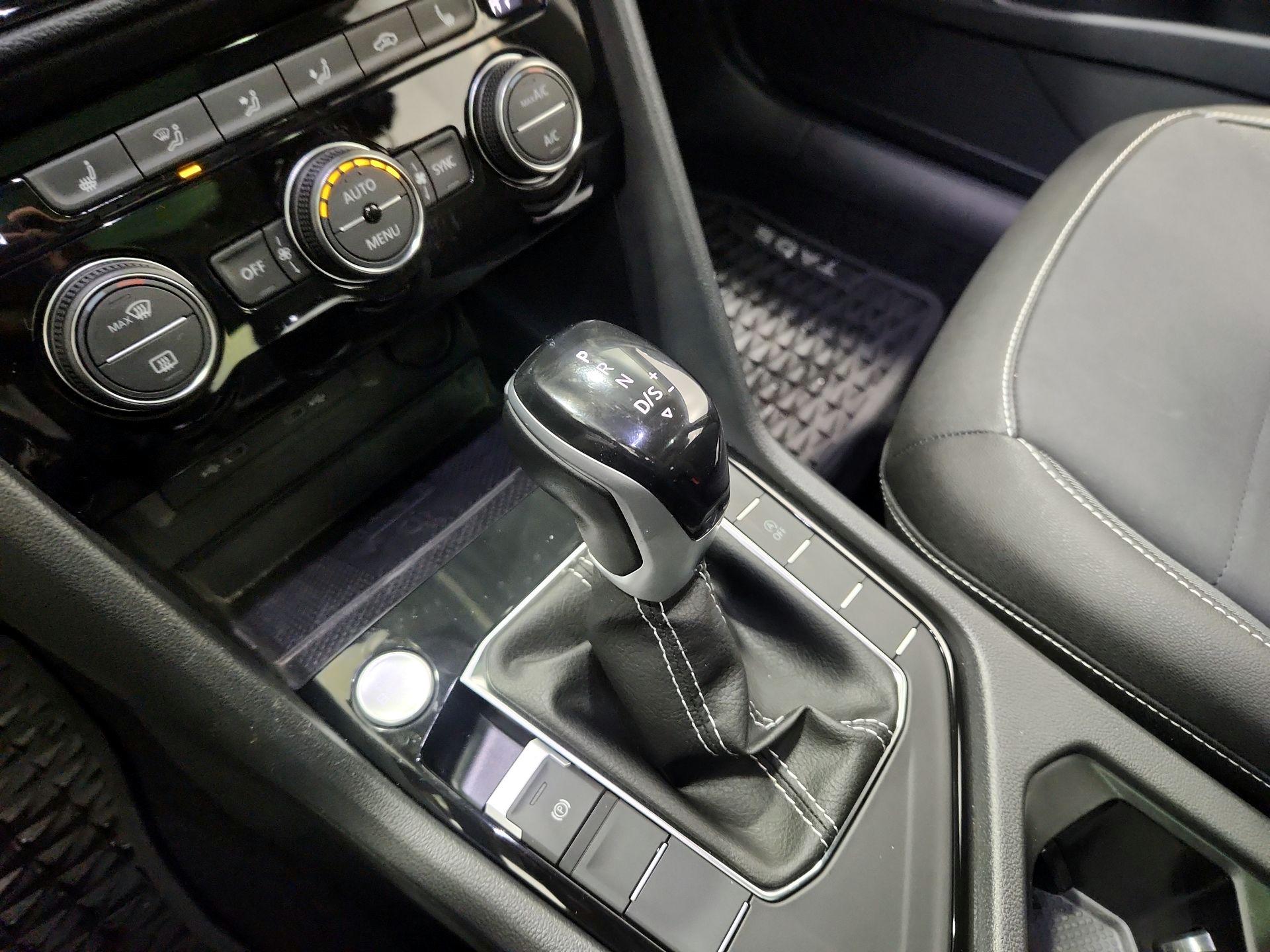 Thumbnail: 2024 Volkswagen Taos - 17