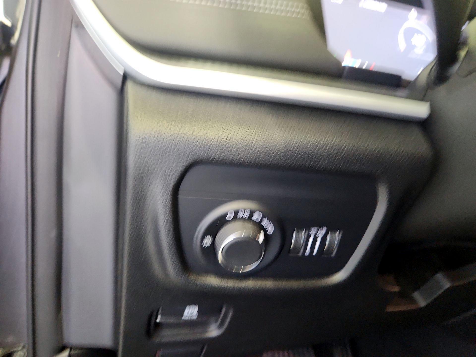 Thumbnail: 2023 Jeep Grand Cherokee L - 13