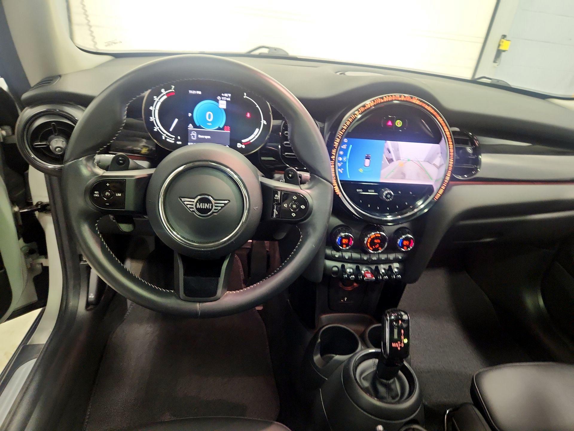 Thumbnail: 2023 MINI Cooper Hardtop - 9