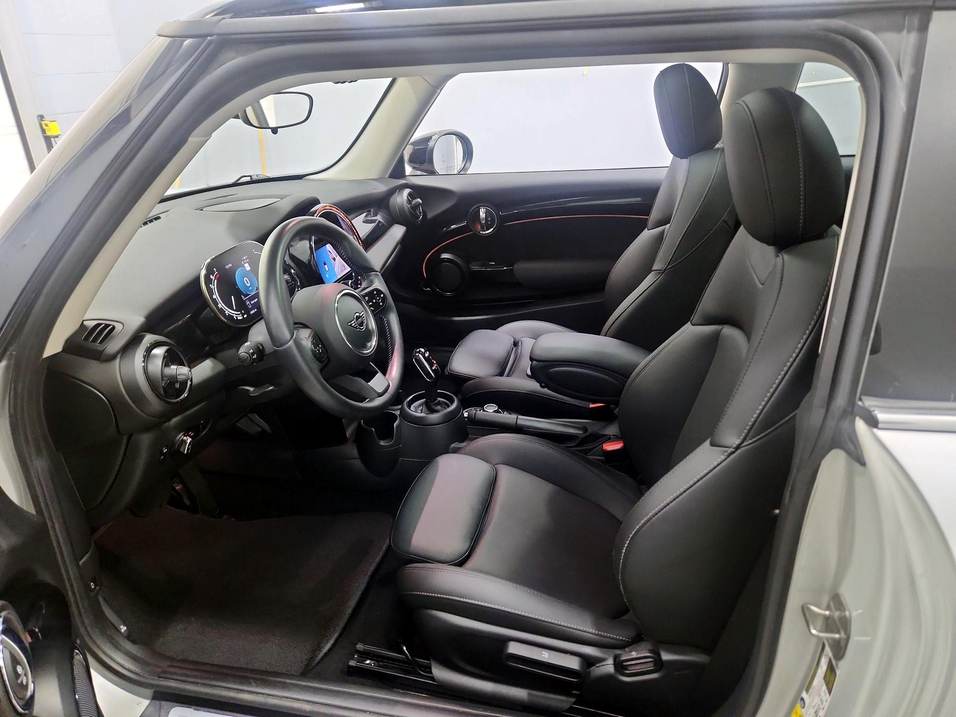 Thumbnail: 2023 MINI Cooper Hardtop - 11