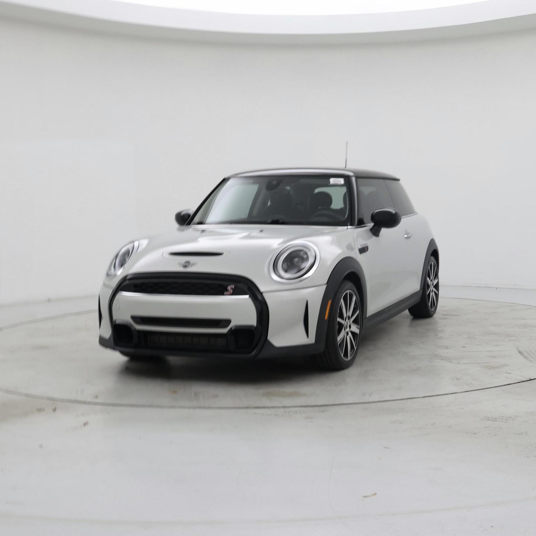 Thumbnail: 2023 MINI Cooper Hardtop - 4
