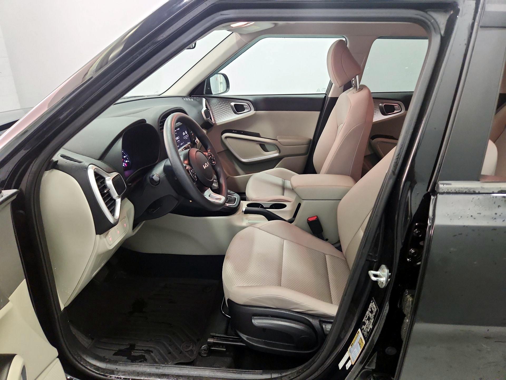 Thumbnail: 2022 Kia Soul - 11