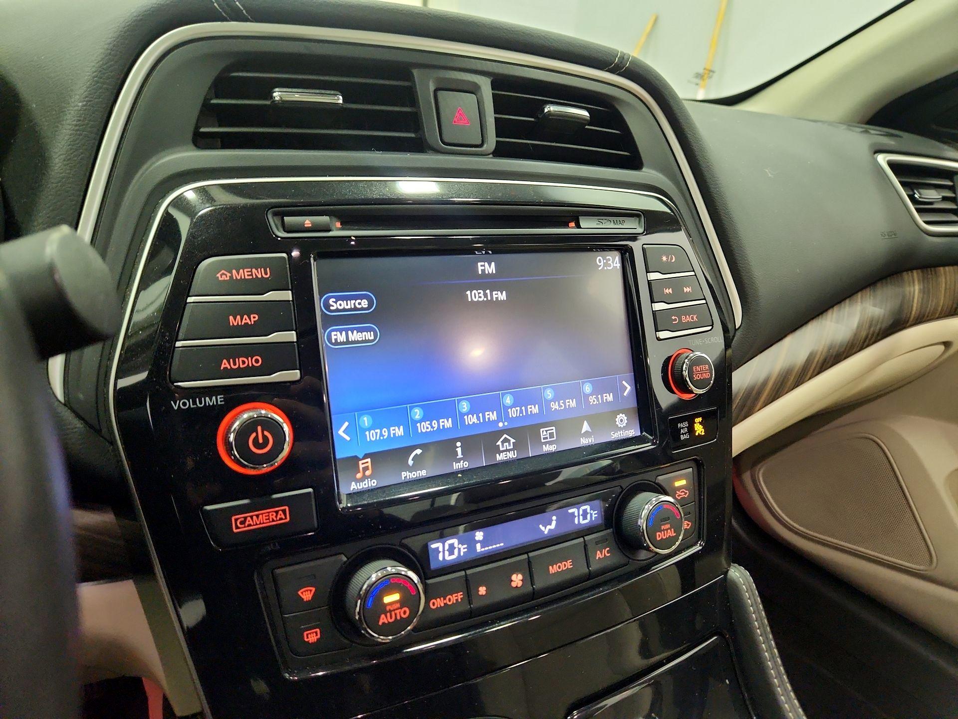 Thumbnail: 2016 Nissan Maxima - 16