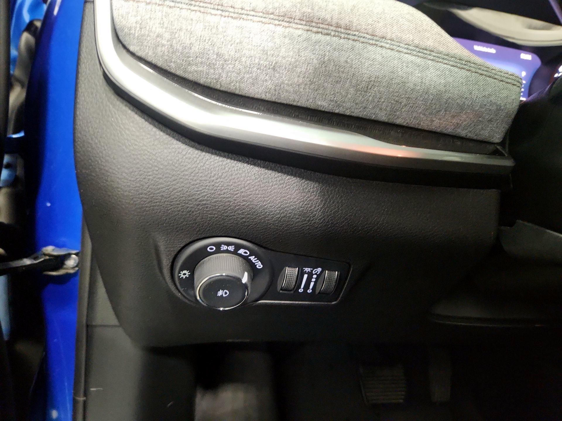 Thumbnail: 2024 Jeep Compass - 13