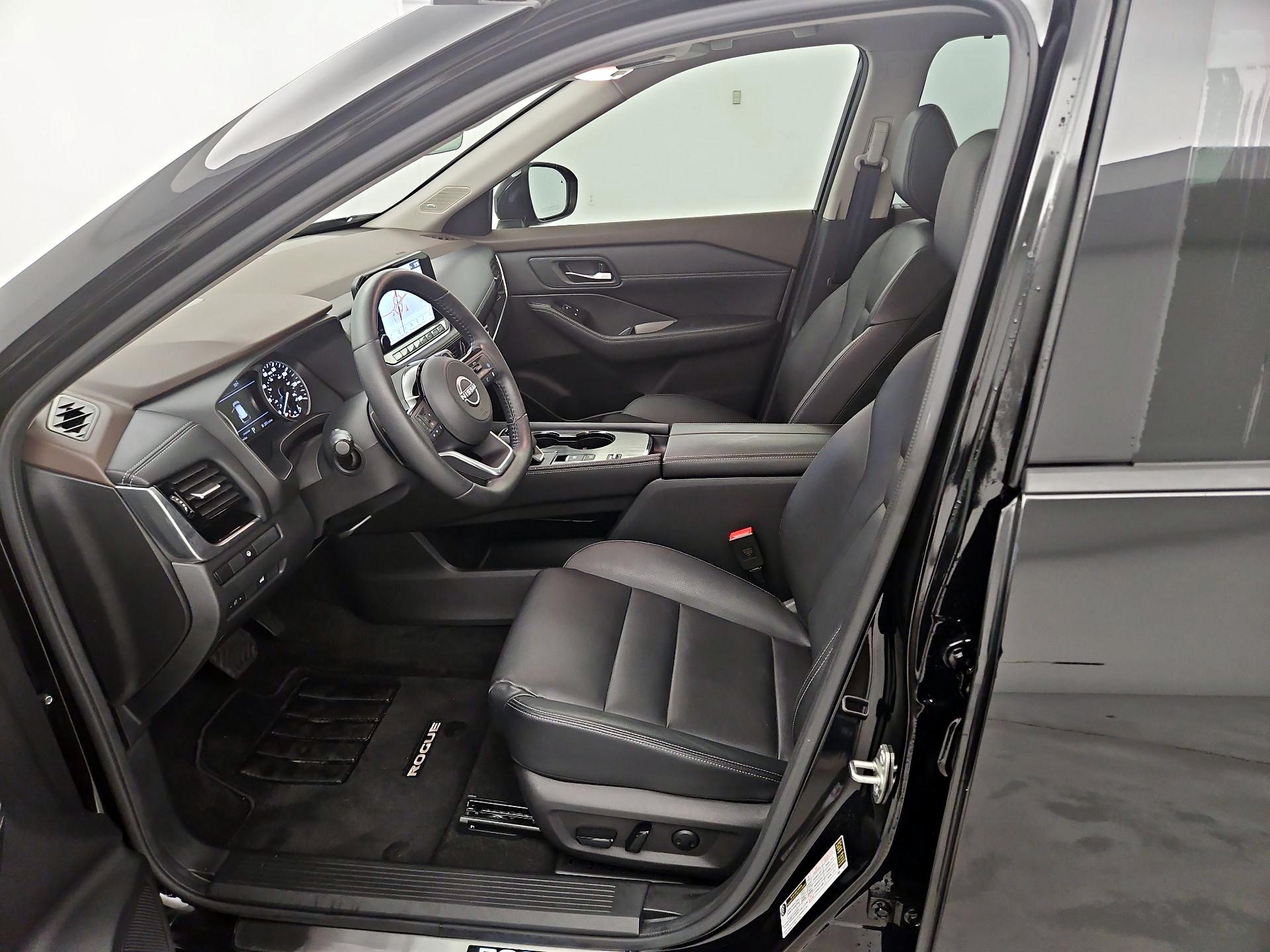 Thumbnail: 2023 Nissan Rogue - 11