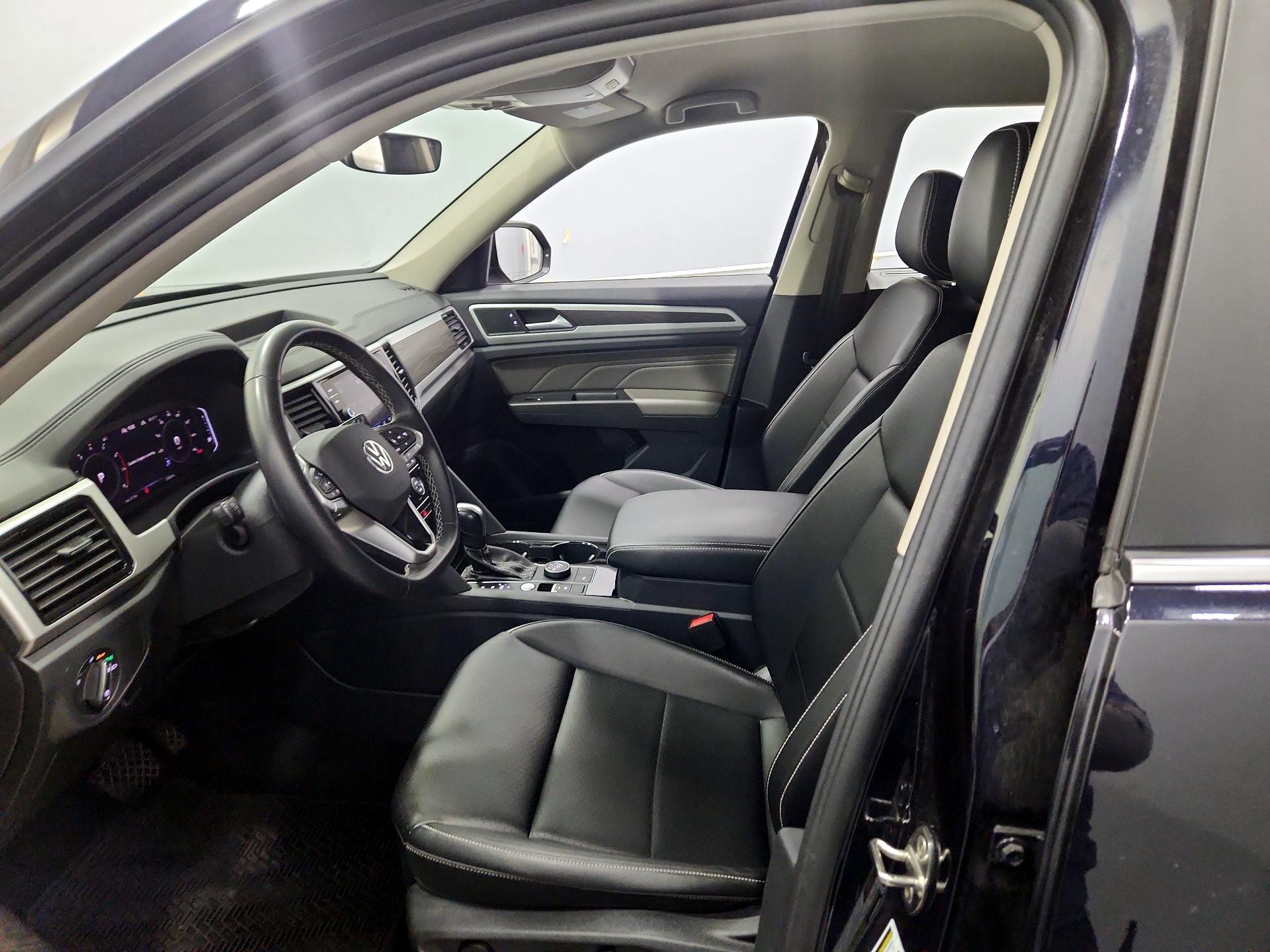 Thumbnail: 2023 Volkswagen Atlas - 11