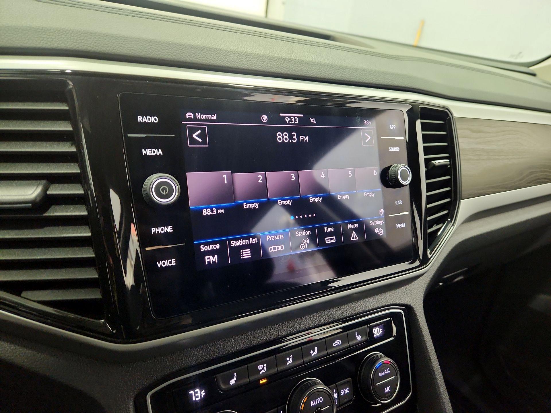 Thumbnail: 2023 Volkswagen Atlas - 15