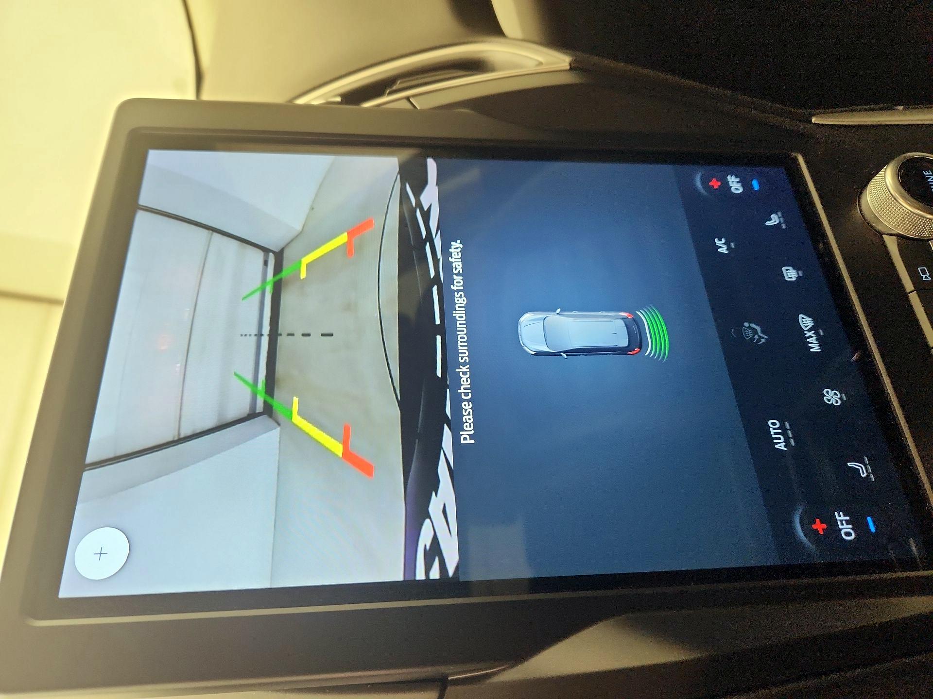 Thumbnail: 2024 Ford Edge - 14