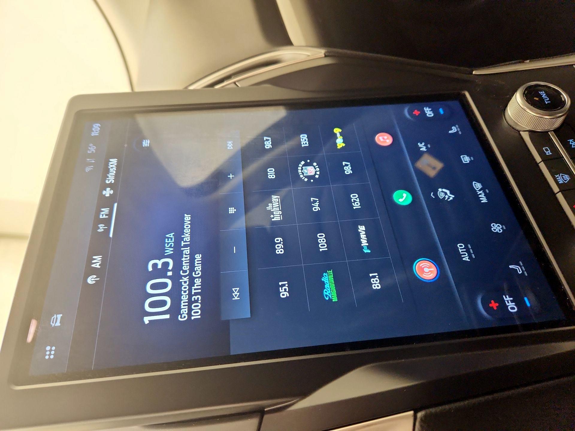 Thumbnail: 2024 Ford Edge - 15