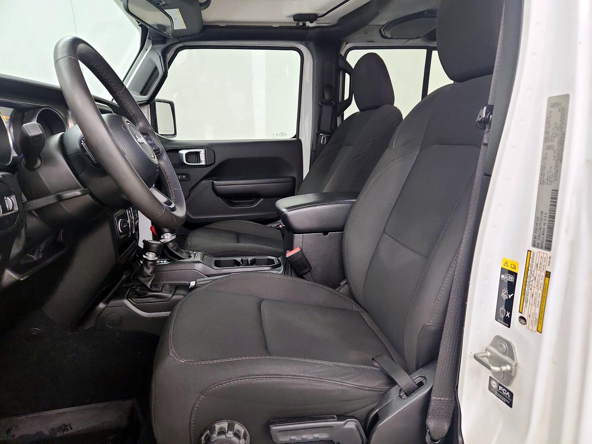 Thumbnail: 2023 Jeep Gladiator - 11