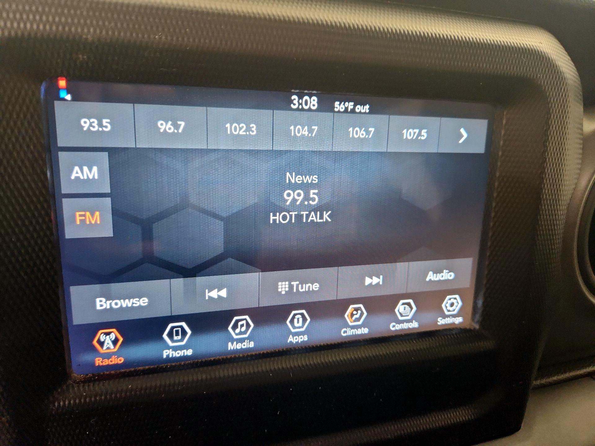 Thumbnail: 2023 Jeep Gladiator - 15